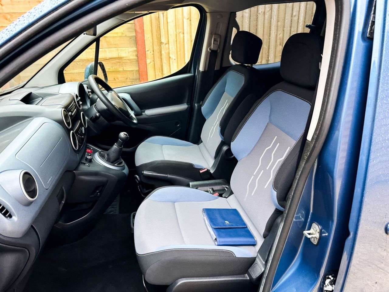 2015 PEUGEOT PARTNER TEPEE 2015 PEUGEOT PARTNER TEPEE