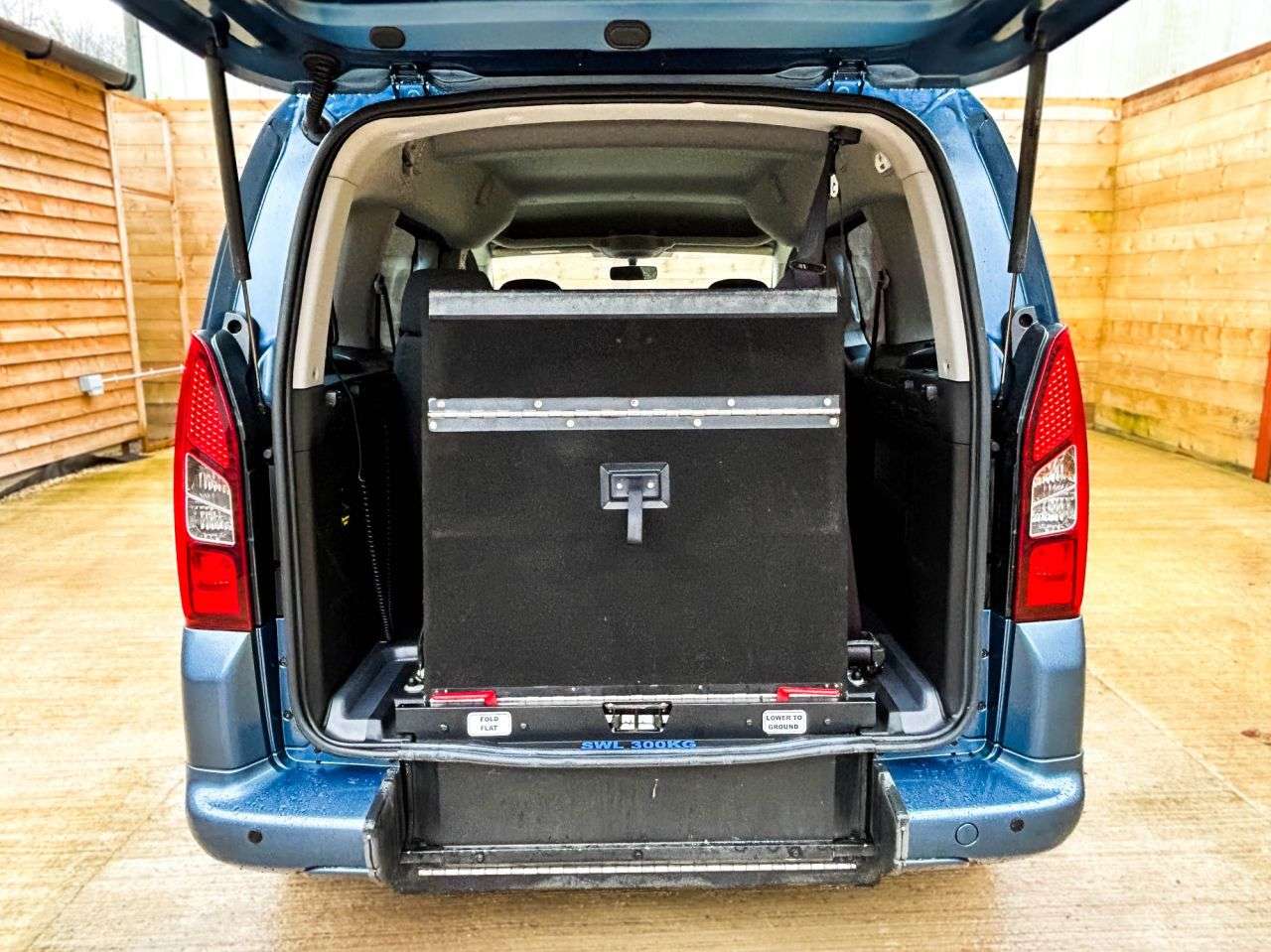 2015 PEUGEOT PARTNER TEPEE 2015 PEUGEOT PARTNER TEPEE