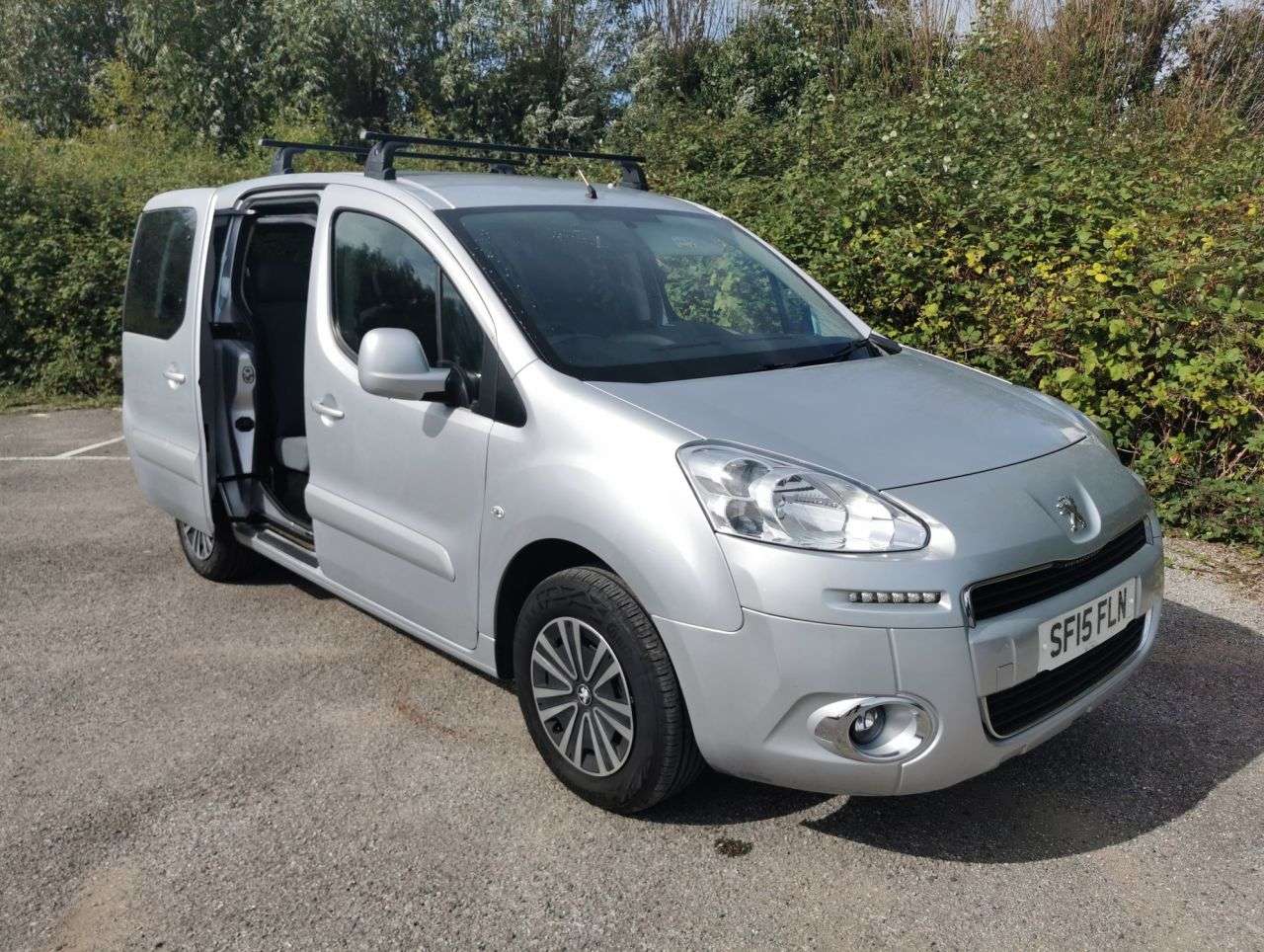 A 0 PEUGEOT PARTNER TEPEE 3 Seat Wheelchair Accessible Disabled Access Vehicle WAV A 0 PEUGEOT PARTNER TEPEE 3 Seat Wheelchair Accessible Disabled Access Vehicle WAV