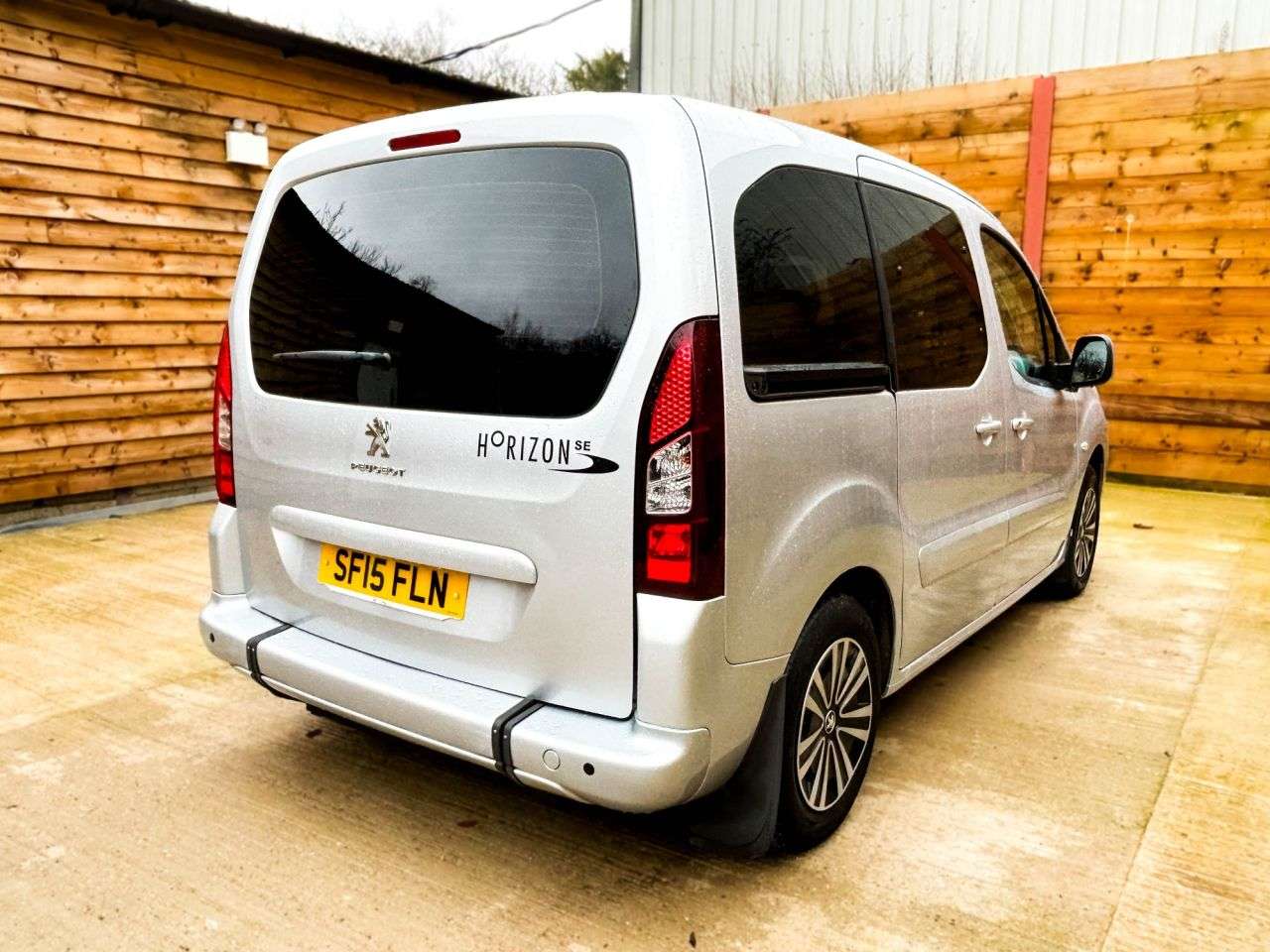 2015 PEUGEOT PARTNER TEPEE 2015 PEUGEOT PARTNER TEPEE