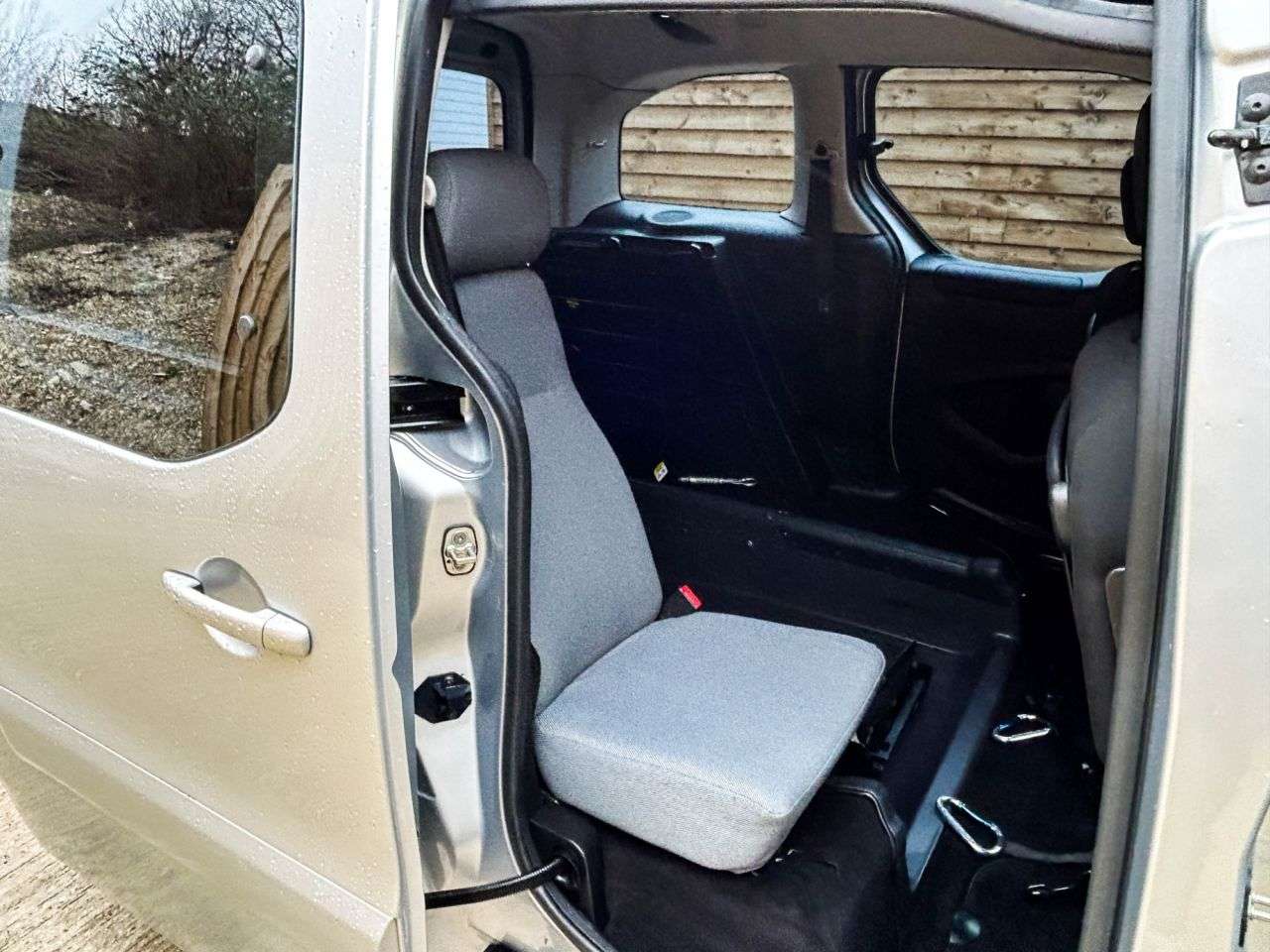 2015 PEUGEOT PARTNER TEPEE 2015 PEUGEOT PARTNER TEPEE