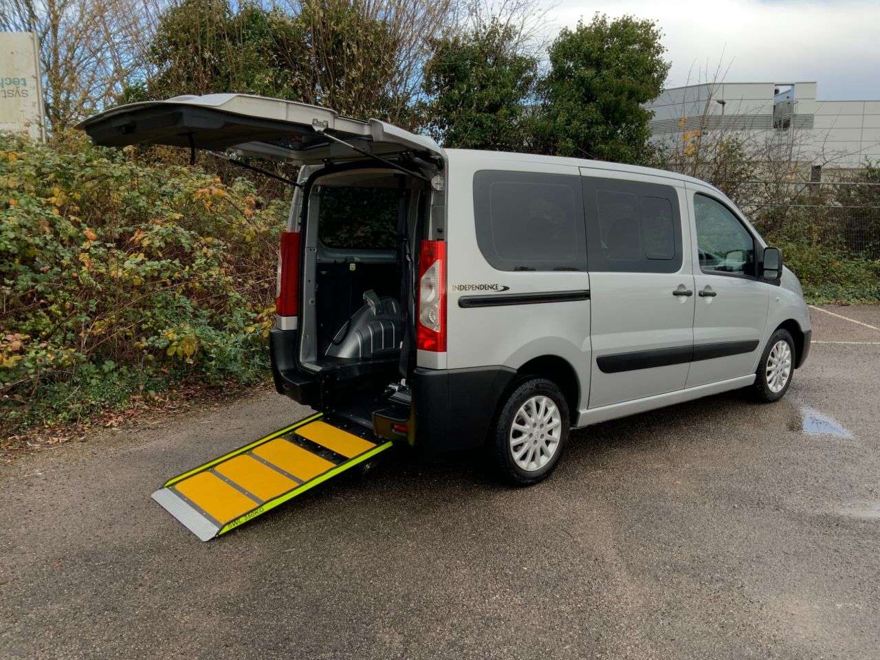 A 2016 PEUGEOT EXPERT TEPEE 4 Seat Automatic Wheelchair Accessible Vehicle with Access Ramp A 2016 PEUGEOT EXPERT TEPEE 4 Seat Automatic Wheelchair Accessible Vehicle with Access Ramp