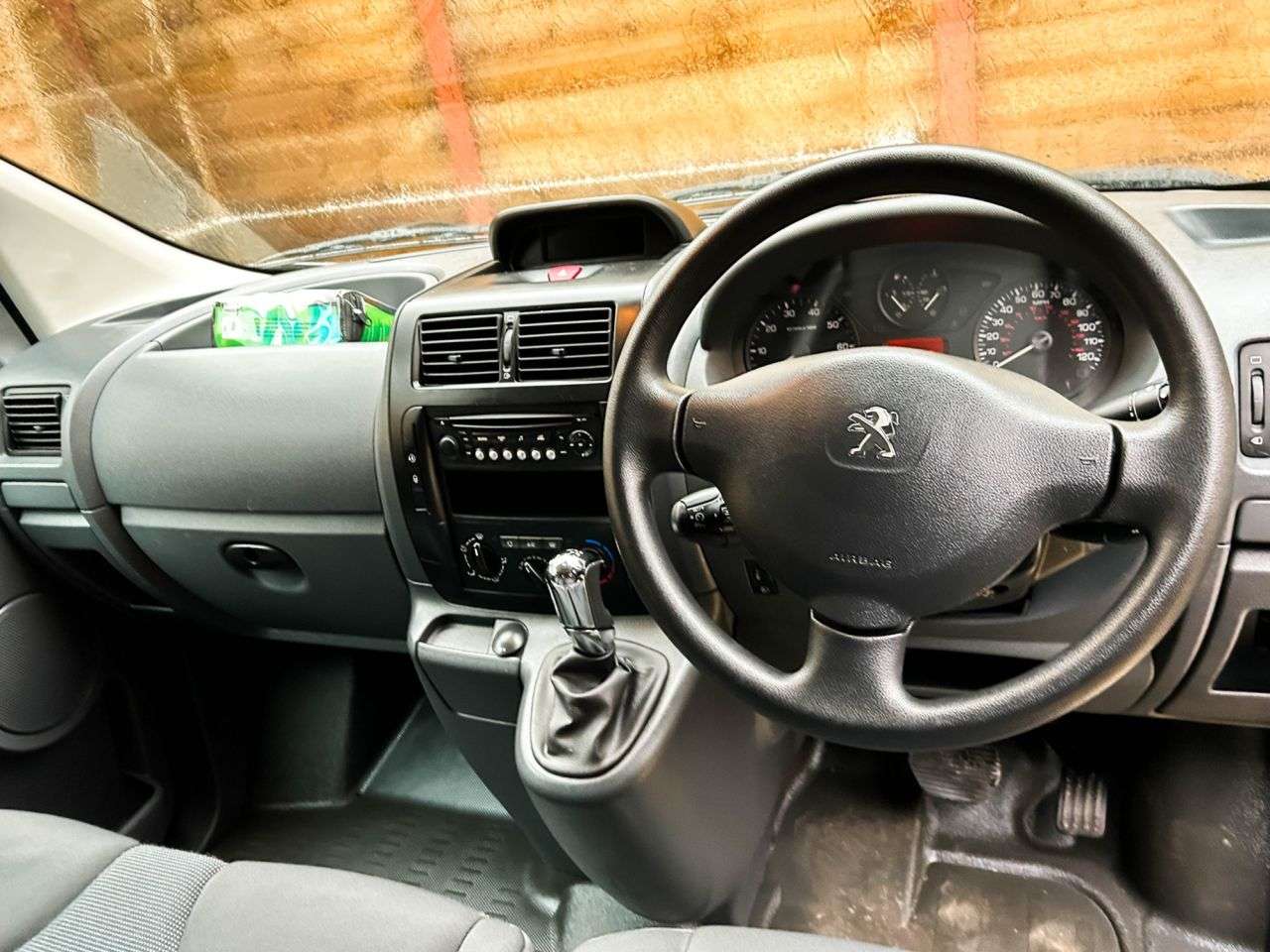 A 2016 PEUGEOT EXPERT TEPEE 4 Seat Automatic Wheelchair Accessible Vehicle with Access Ramp A 2016 PEUGEOT EXPERT TEPEE 4 Seat Automatic Wheelchair Accessible Vehicle with Access Ramp