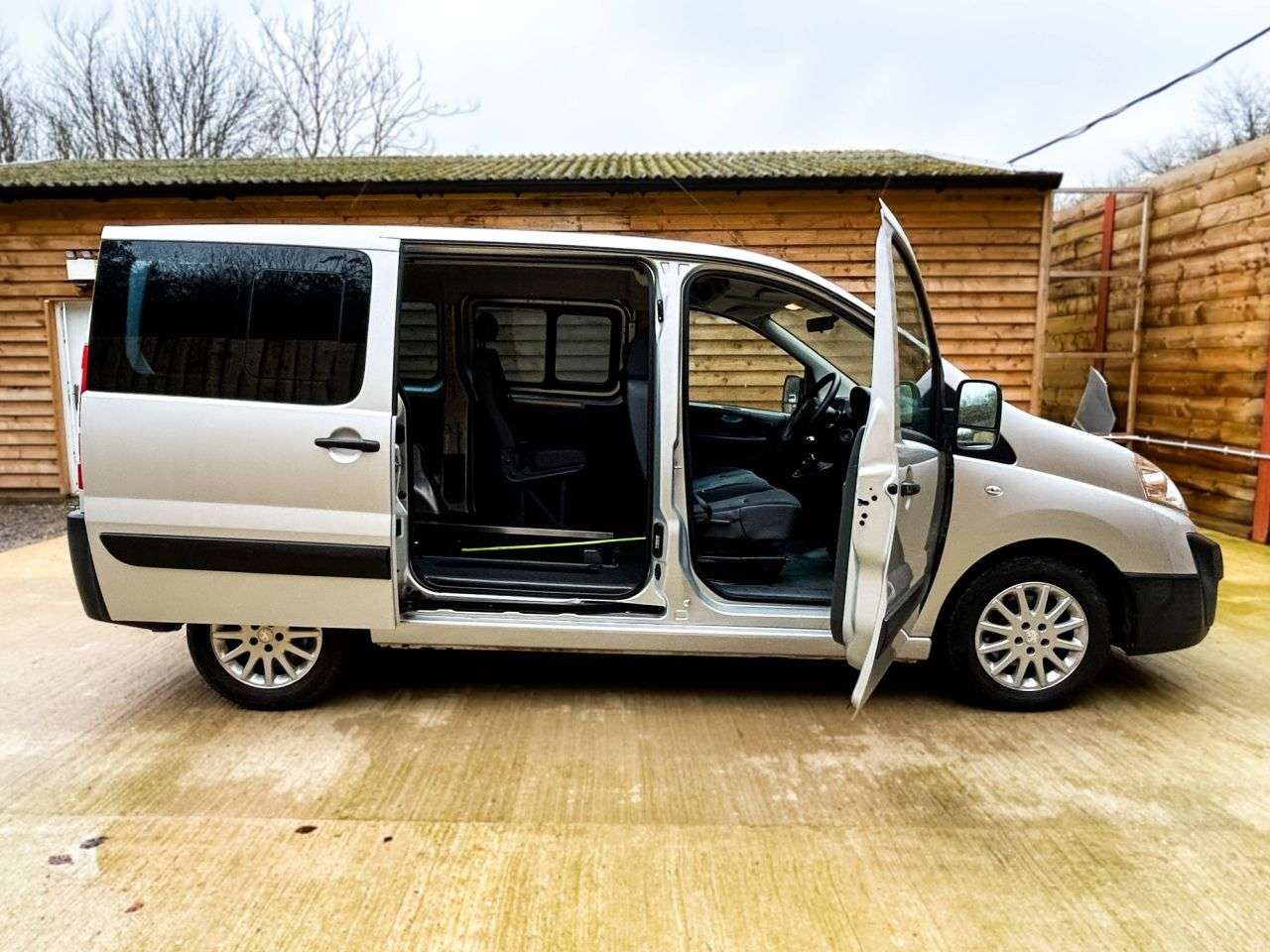 2016 PEUGEOT EXPERT TEPEE 2016 PEUGEOT EXPERT TEPEE