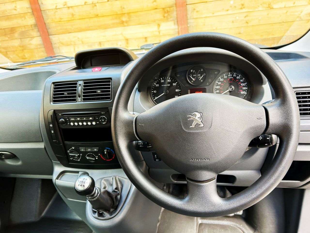 A 2016 PEUGEOT EXPERT TEPEE 2 Seat Passenger Up Front Wheelchair Accessible Vehicle WAV A 2016 PEUGEOT EXPERT TEPEE 2 Seat Passenger Up Front Wheelchair Accessible Vehicle WAV