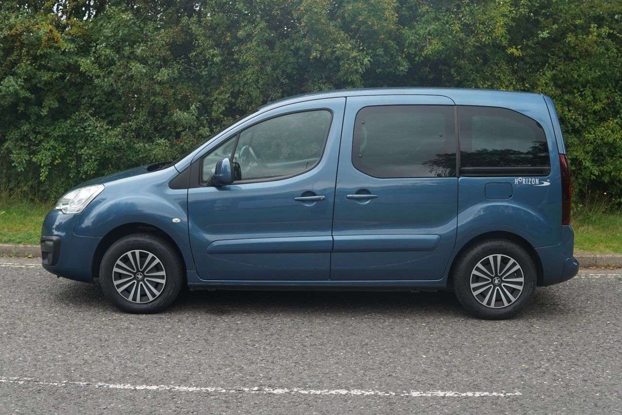 2017 PEUGEOT PARTNER TEPEE 2017 PEUGEOT PARTNER TEPEE