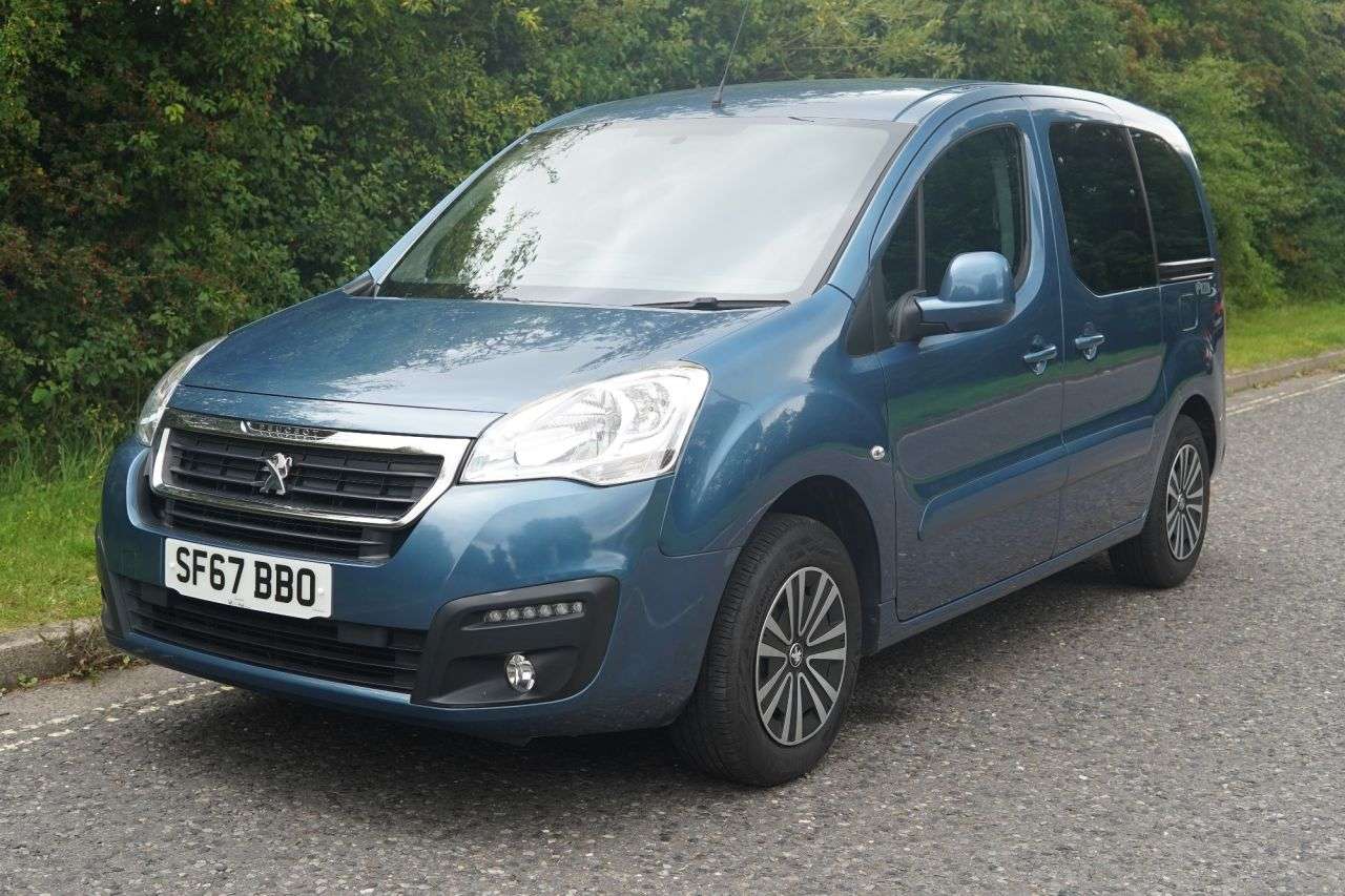 2017 PEUGEOT PARTNER TEPEE 2017 PEUGEOT PARTNER TEPEE