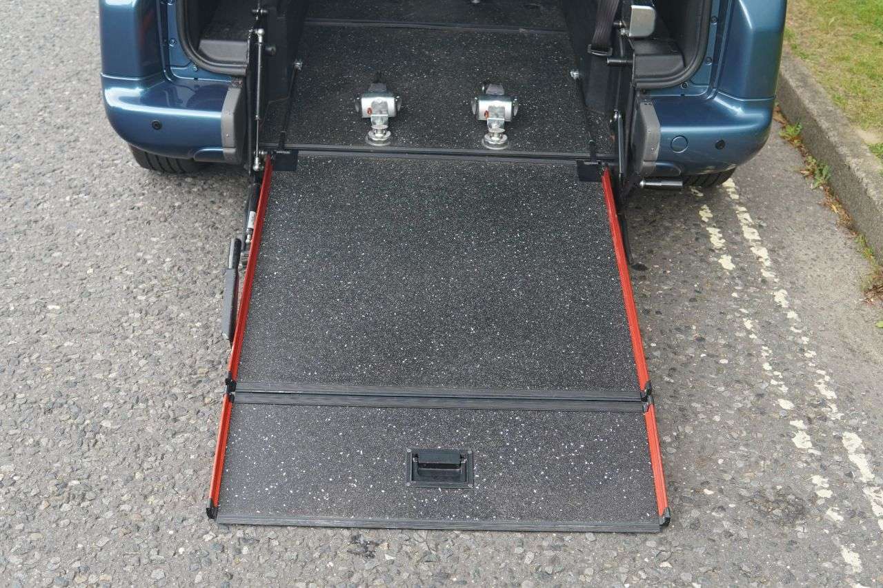 2017 PEUGEOT PARTNER TEPEE 2017 PEUGEOT PARTNER TEPEE