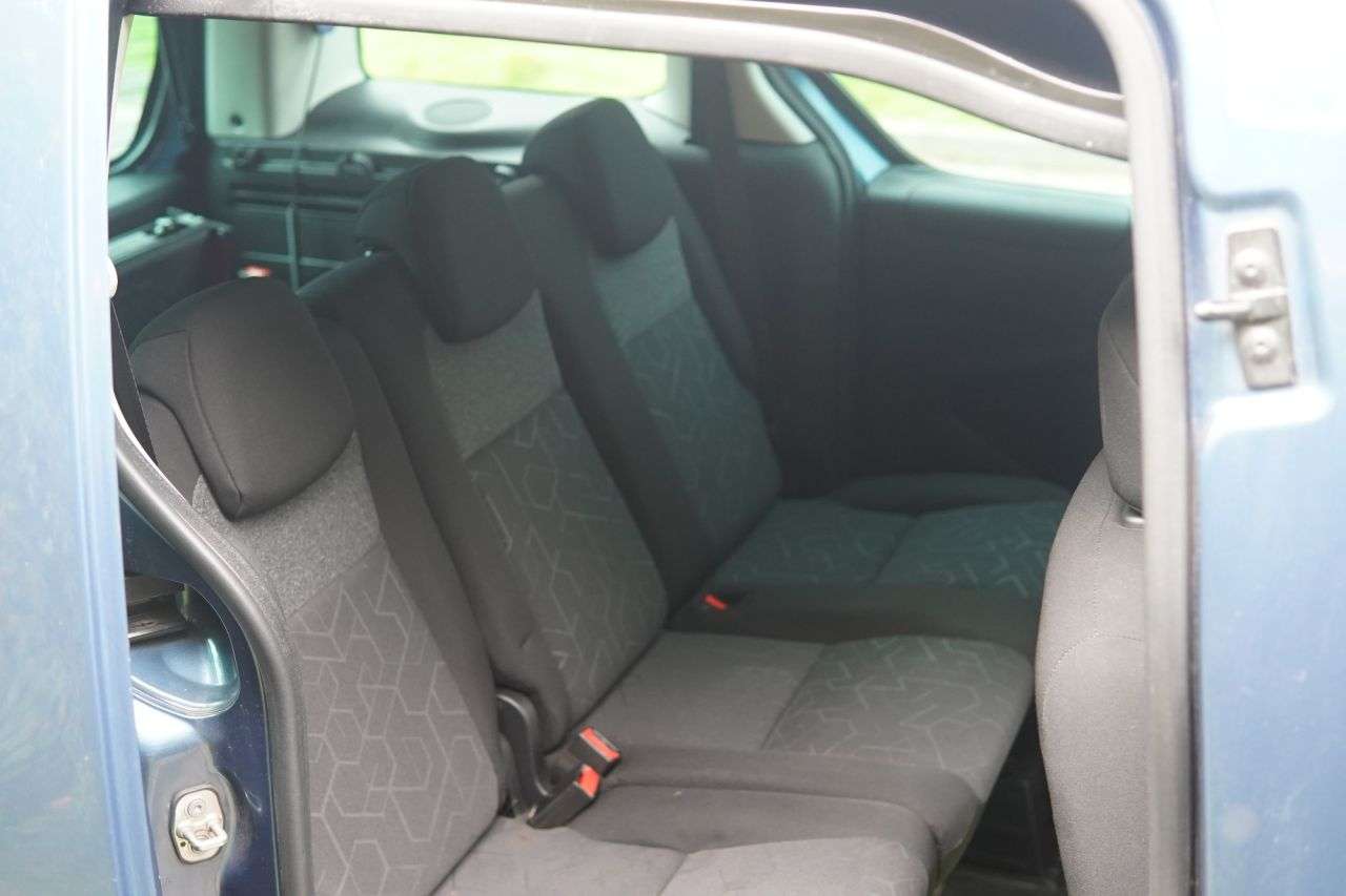 2017 PEUGEOT PARTNER TEPEE 2017 PEUGEOT PARTNER TEPEE