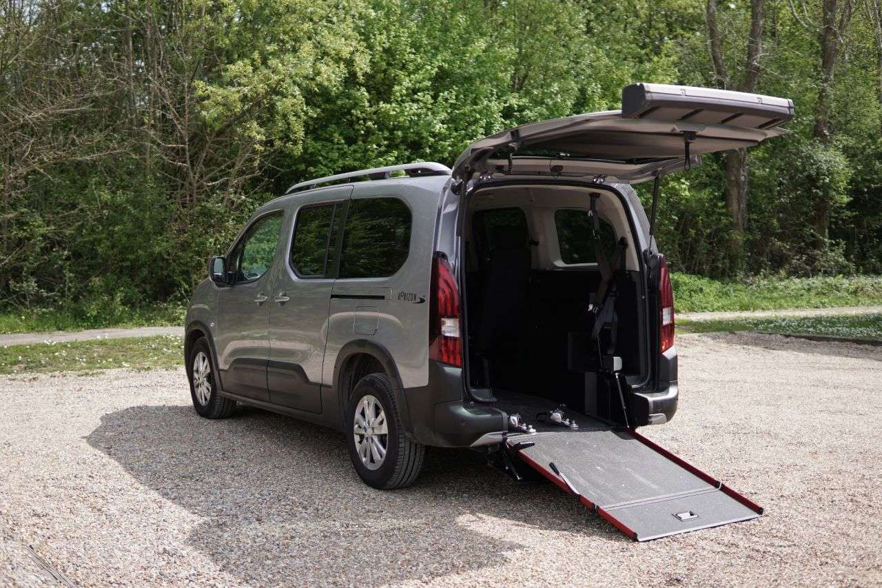 2021 PEUGEOT RIFTER 2021 PEUGEOT RIFTER