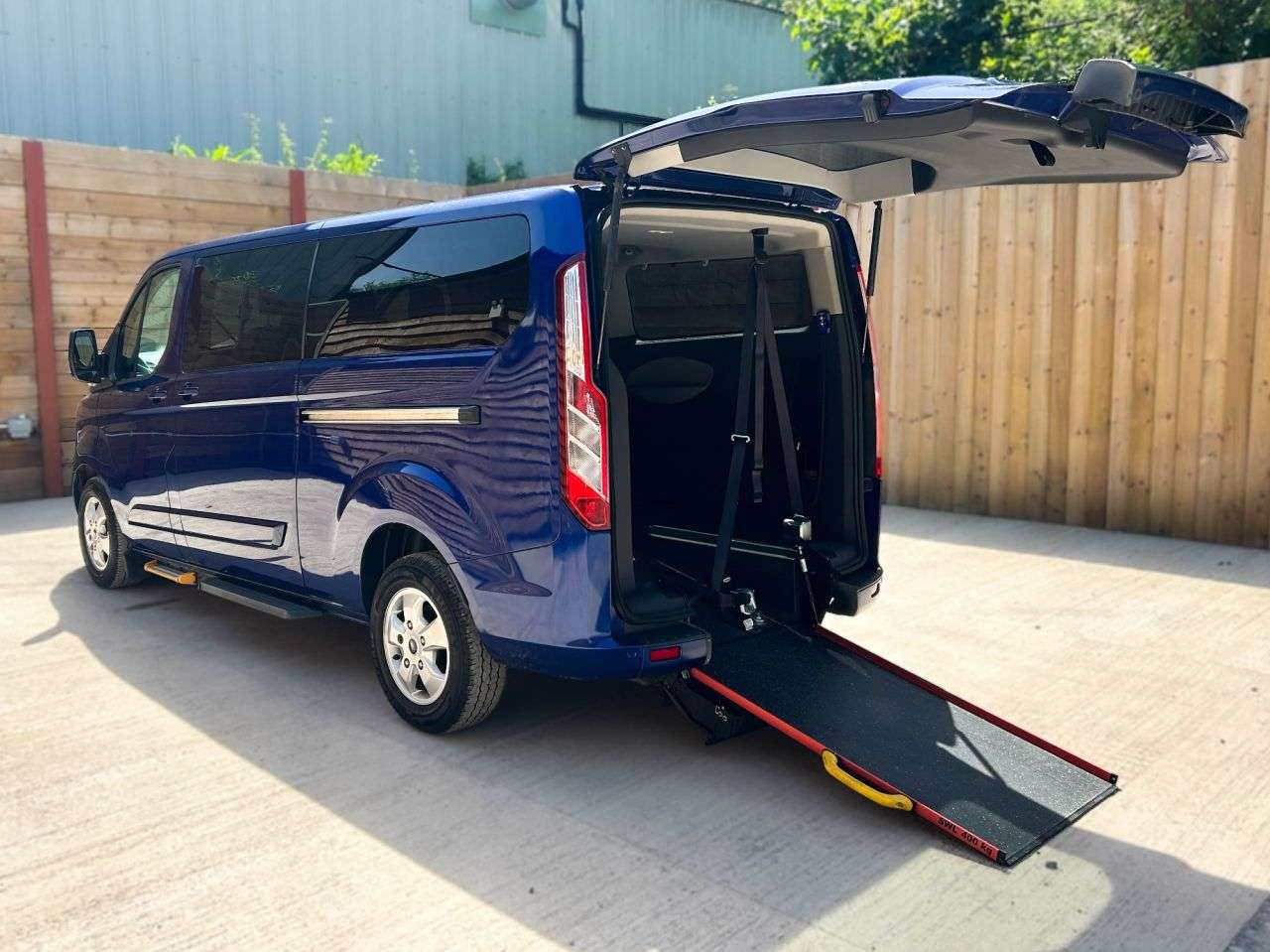 A 2017 FORD TOURNEO CUSTOM L2 LWB 2 Wheelchair Auto Wheelchair Accessible Vehicle A 2017 FORD TOURNEO CUSTOM L2 LWB 2 Wheelchair Auto Wheelchair Accessible Vehicle