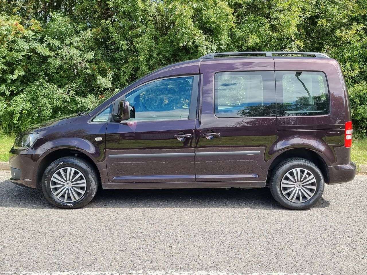 A 2015 VOLKSWAGEN CADDY LIFE 3 Seat Auto Wheelchair Accessible Disabled Access Vehcile WAV A 2015 VOLKSWAGEN CADDY LIFE 3 Seat Auto Wheelchair Accessible Disabled Access Vehcile WAV