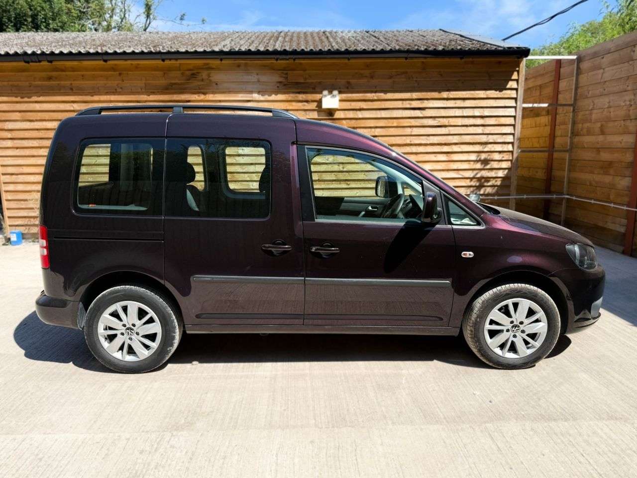 2015 VOLKSWAGEN CADDY LIFE 2015 VOLKSWAGEN CADDY LIFE