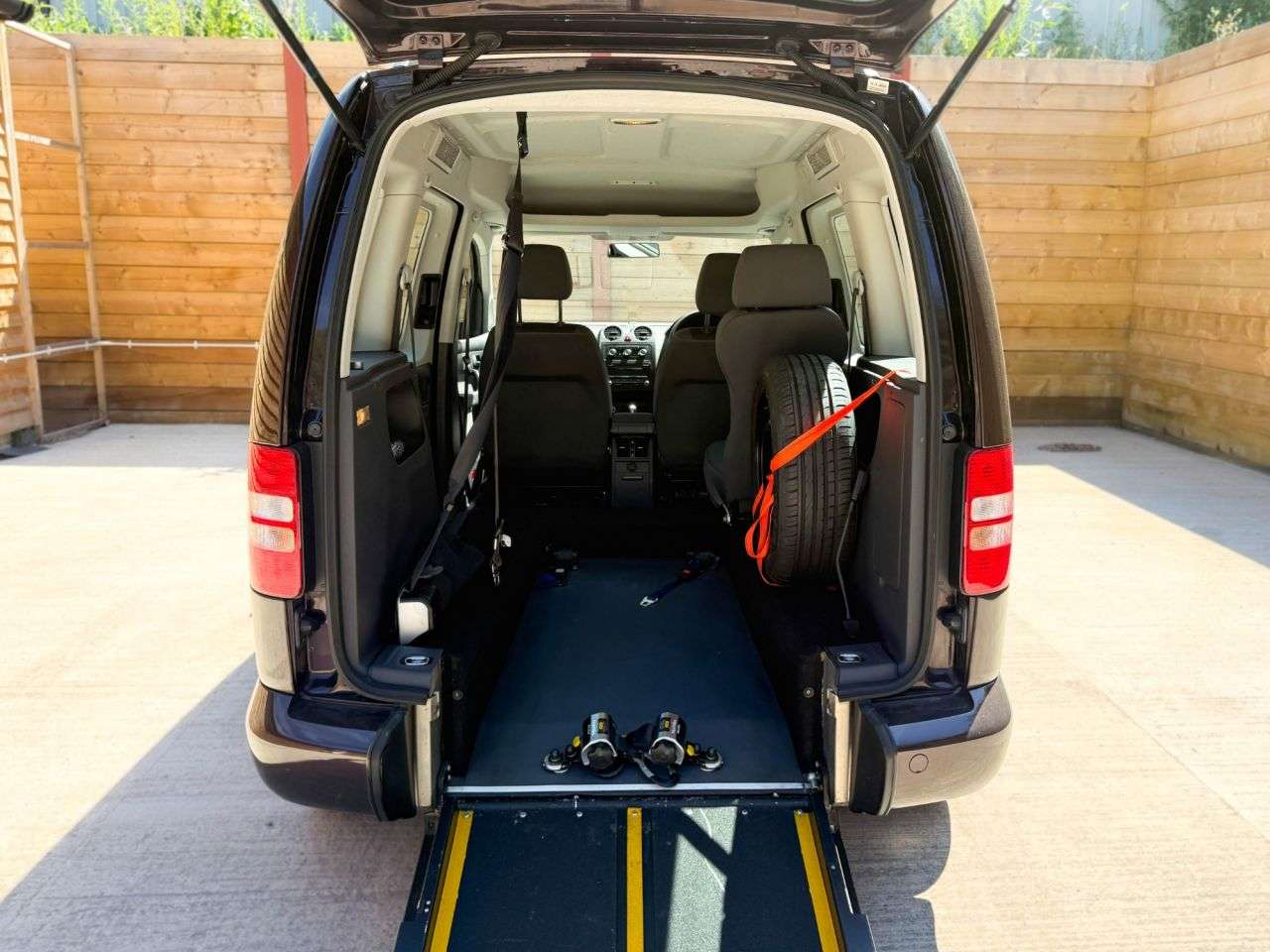 2015 VOLKSWAGEN CADDY LIFE 2015 VOLKSWAGEN CADDY LIFE