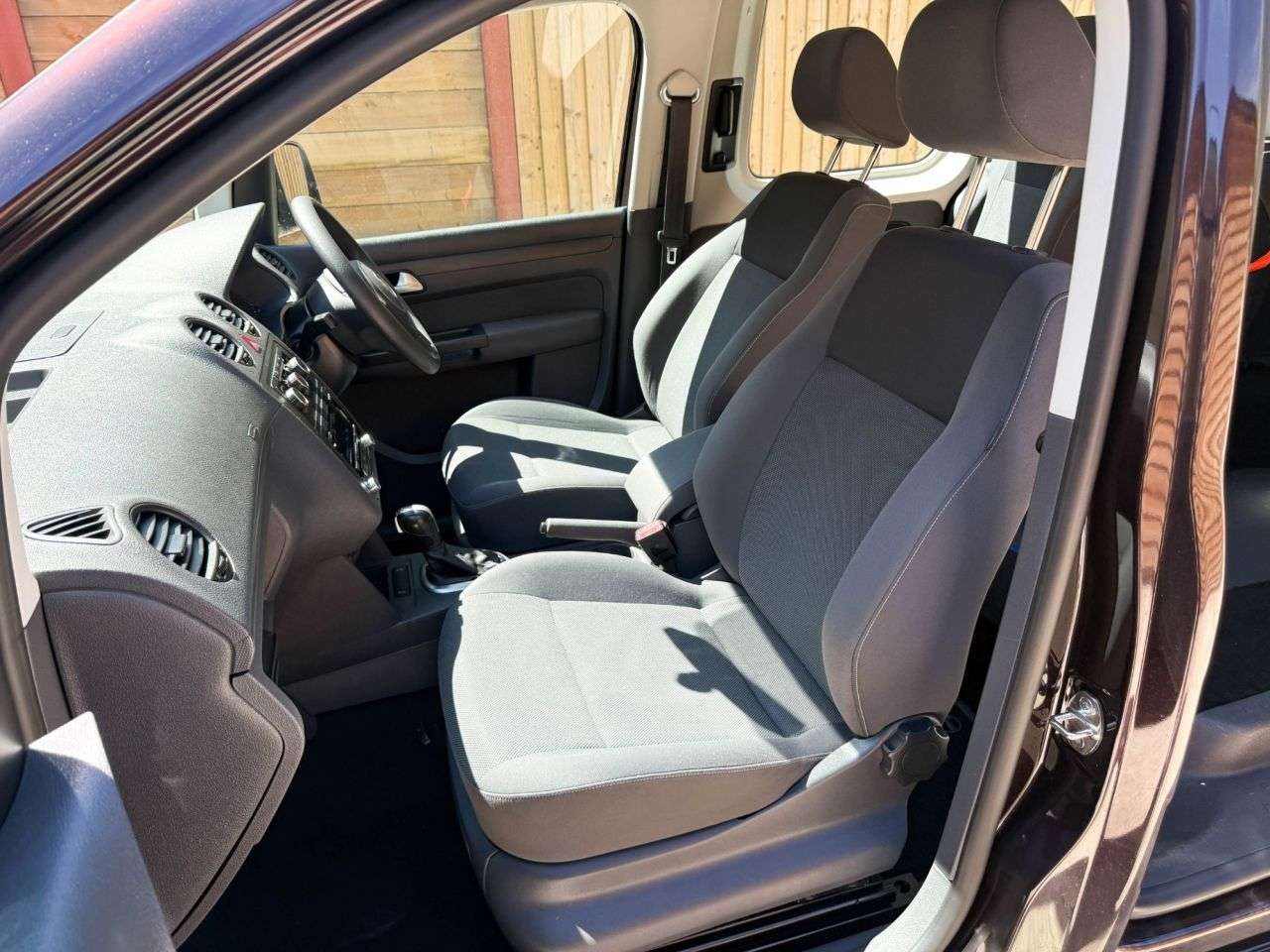 2015 VOLKSWAGEN CADDY LIFE 2015 VOLKSWAGEN CADDY LIFE