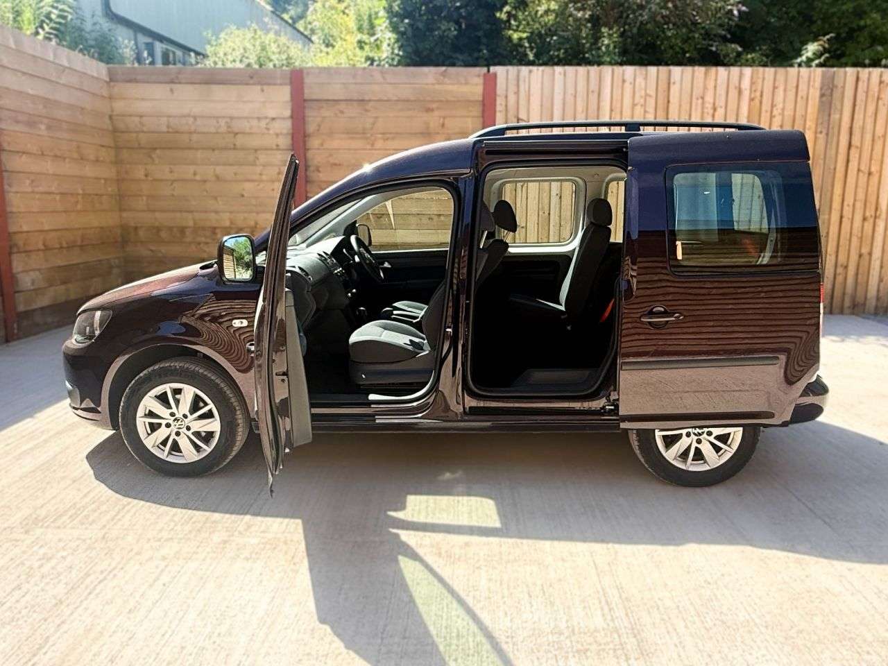 2015 VOLKSWAGEN CADDY LIFE 2015 VOLKSWAGEN CADDY LIFE