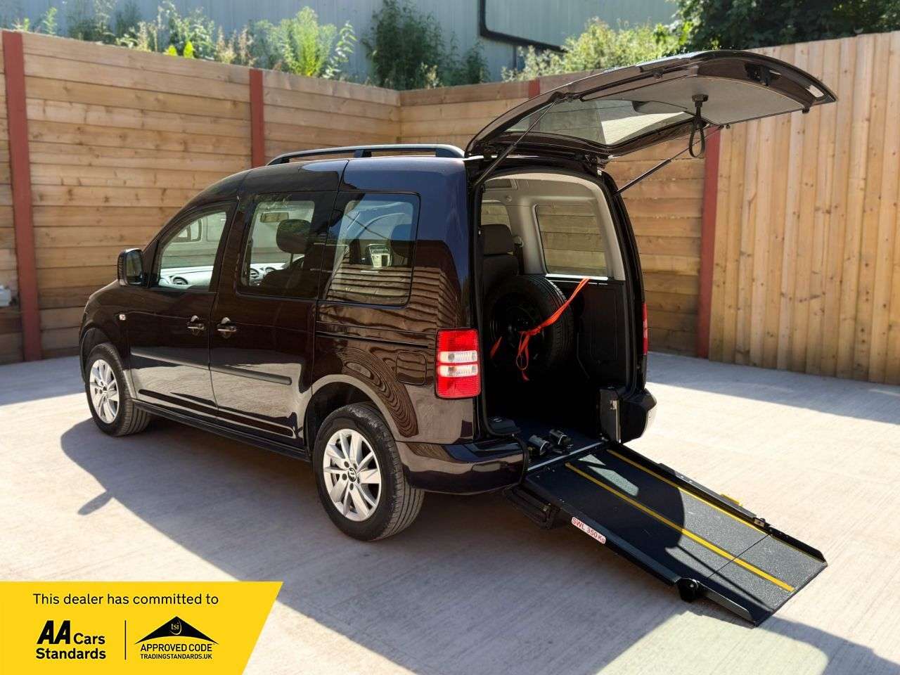 A 2015 VOLKSWAGEN CADDY LIFE 3 Seat Auto Wheelchair Accessible Disabled Access Vehcile WAV A 2015 VOLKSWAGEN CADDY LIFE 3 Seat Auto Wheelchair Accessible Disabled Access Vehcile WAV