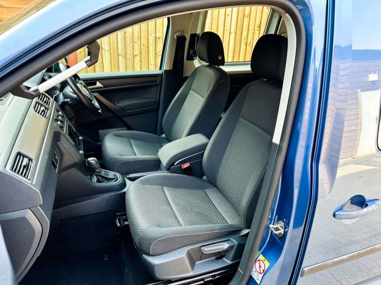 2017 VOLKSWAGEN CADDY LIFE 2017 VOLKSWAGEN CADDY LIFE