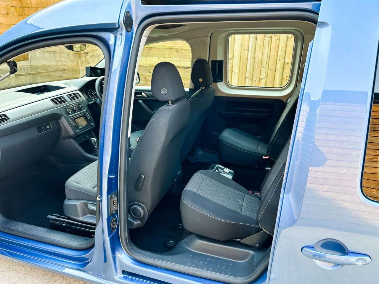 2017 VOLKSWAGEN CADDY LIFE 2017 VOLKSWAGEN CADDY LIFE