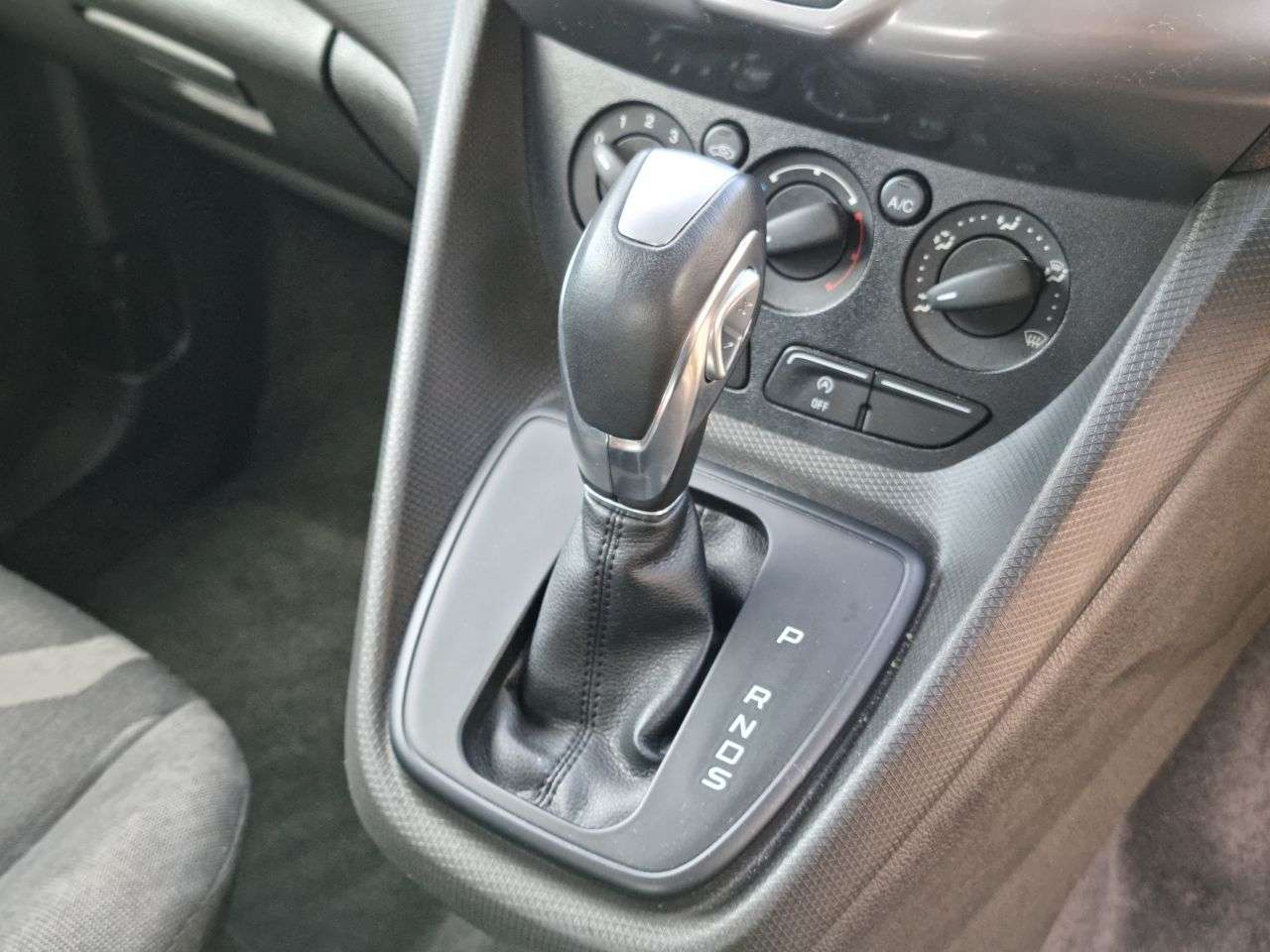 2016 FORD TOURNEO CONNECT 2016 FORD TOURNEO CONNECT