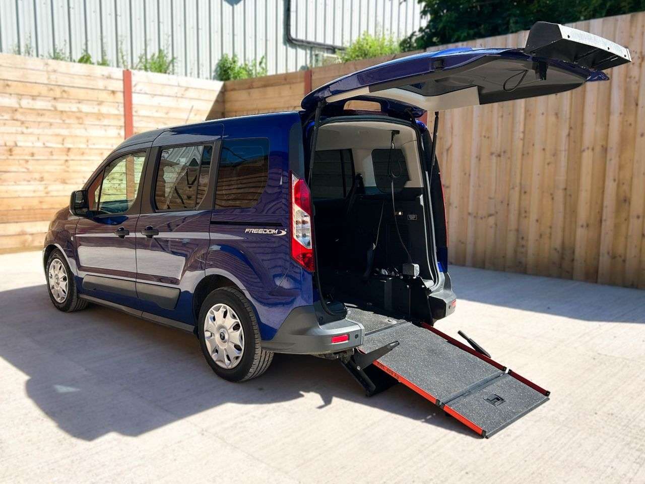A 2017 FORD TOURNEO CONNECT 3 Seat Auto Wheelchair Accessible Disabled Access Ramp Car A 2017 FORD TOURNEO CONNECT 3 Seat Auto Wheelchair Accessible Disabled Access Ramp Car