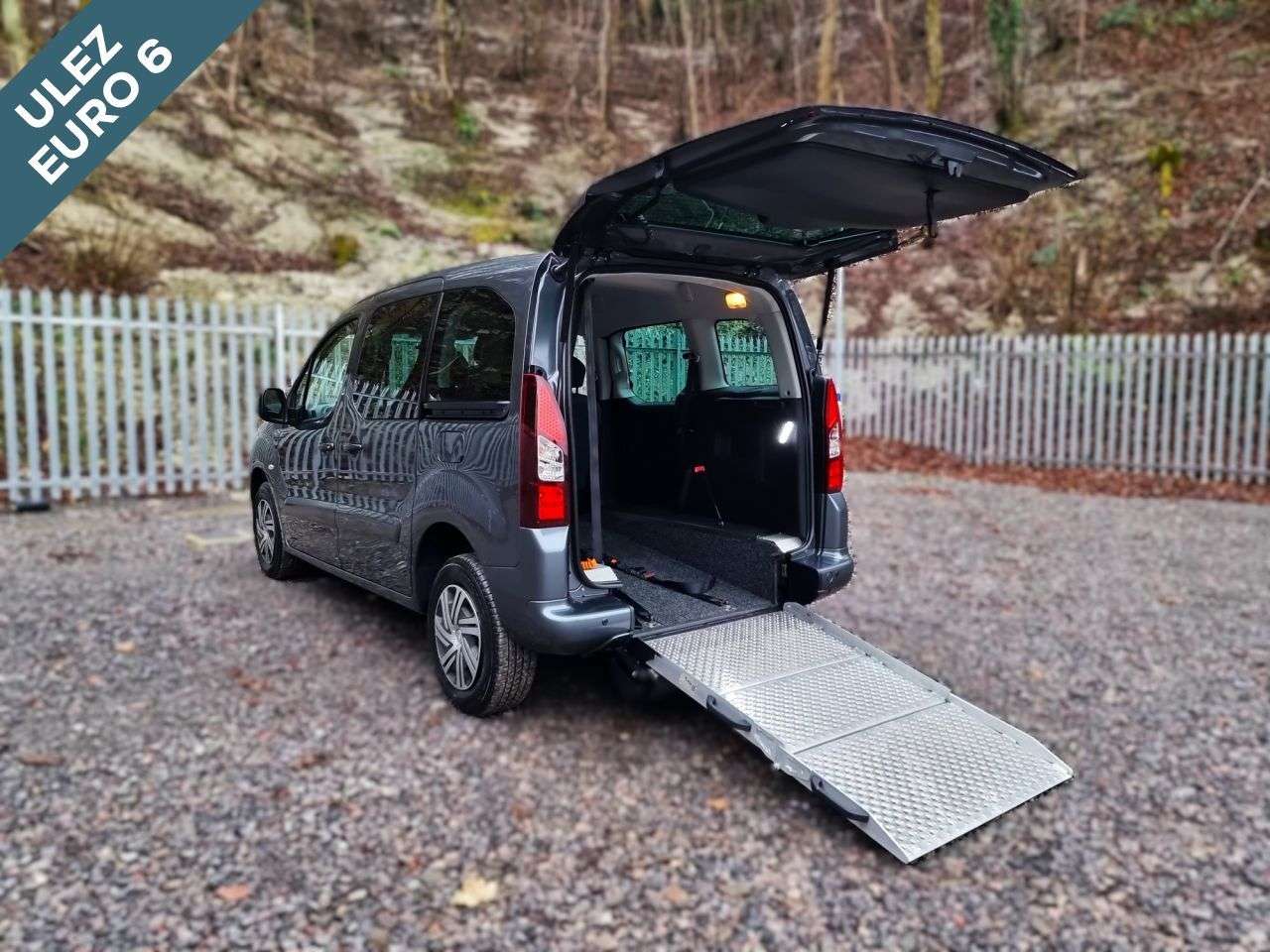 A 2017 CITROEN BERLINGO MULTISPACE BLUEHDI FEEL ETG6 A 2017 CITROEN BERLINGO MULTISPACE BLUEHDI FEEL ETG6