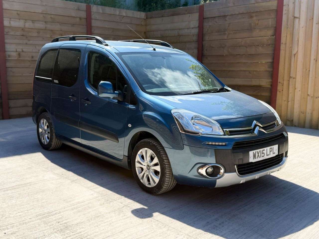 A 2015 CITROEN BERLINGO MULTISPACE 4 Seat Wheelchair Accessible Disabled Access Ramp Car A 2015 CITROEN BERLINGO MULTISPACE 4 Seat Wheelchair Accessible Disabled Access Ramp Car