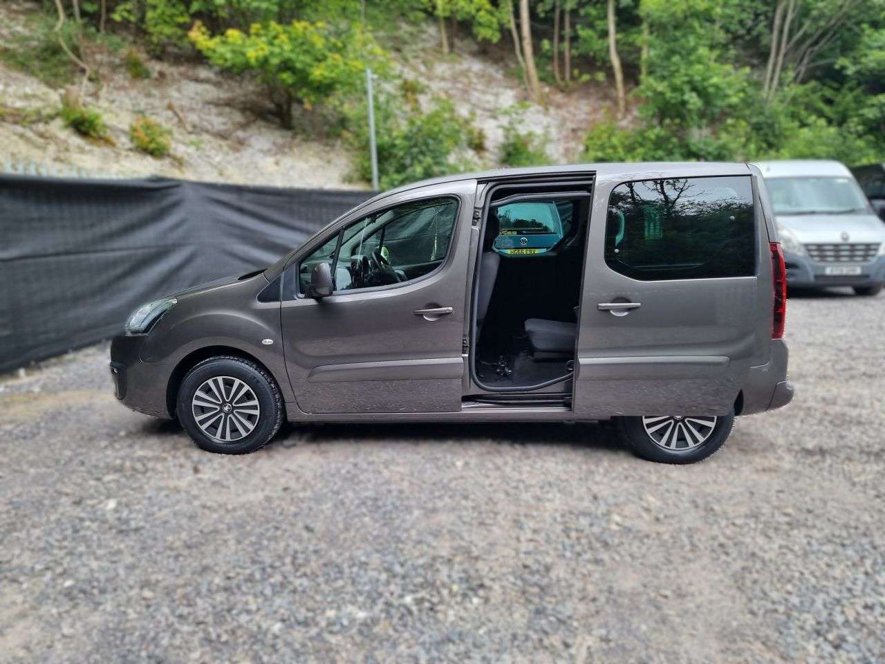 2017 PEUGEOT PARTNER TEPEE 2017 PEUGEOT PARTNER TEPEE