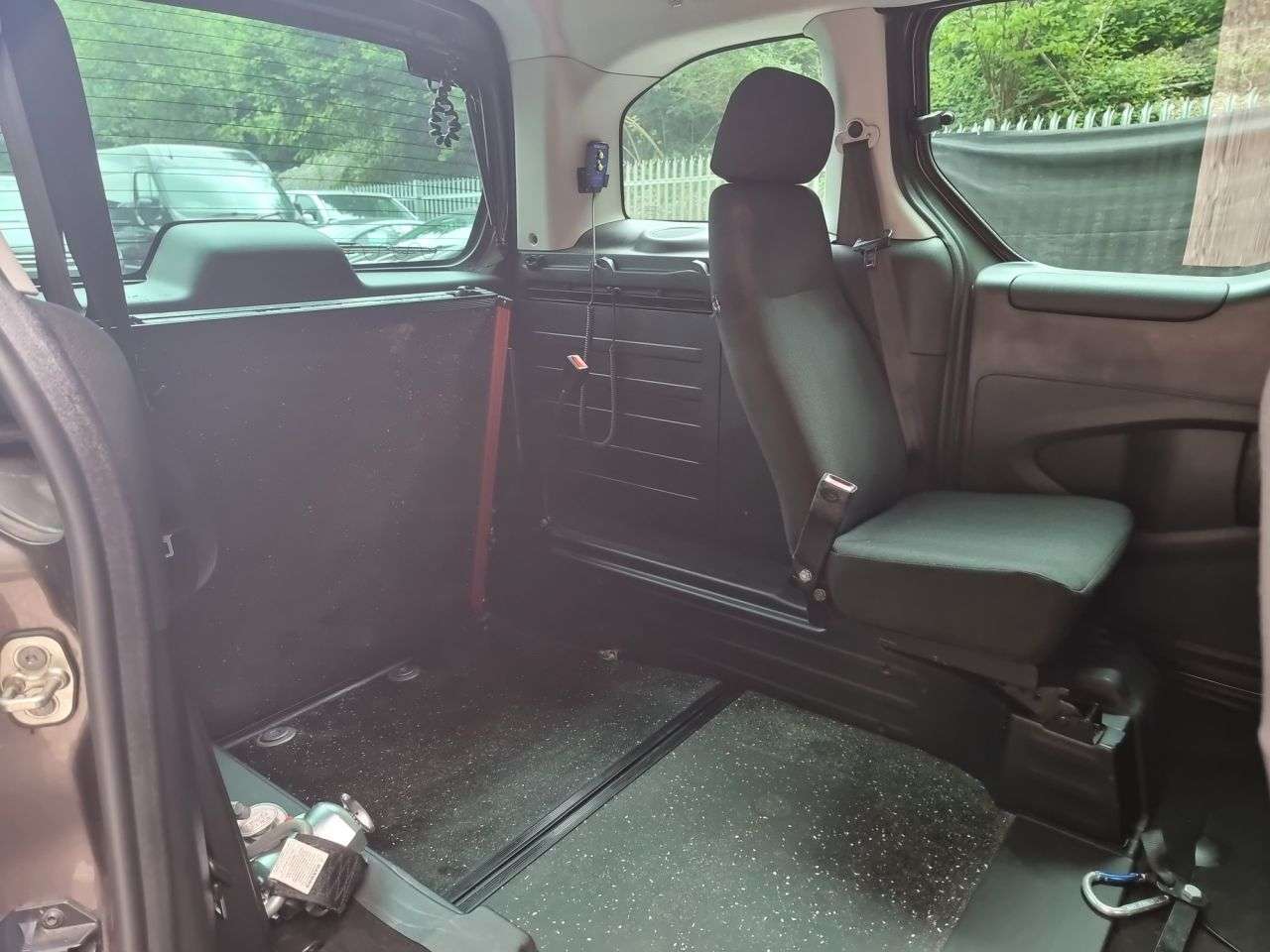 2017 PEUGEOT PARTNER TEPEE 2017 PEUGEOT PARTNER TEPEE