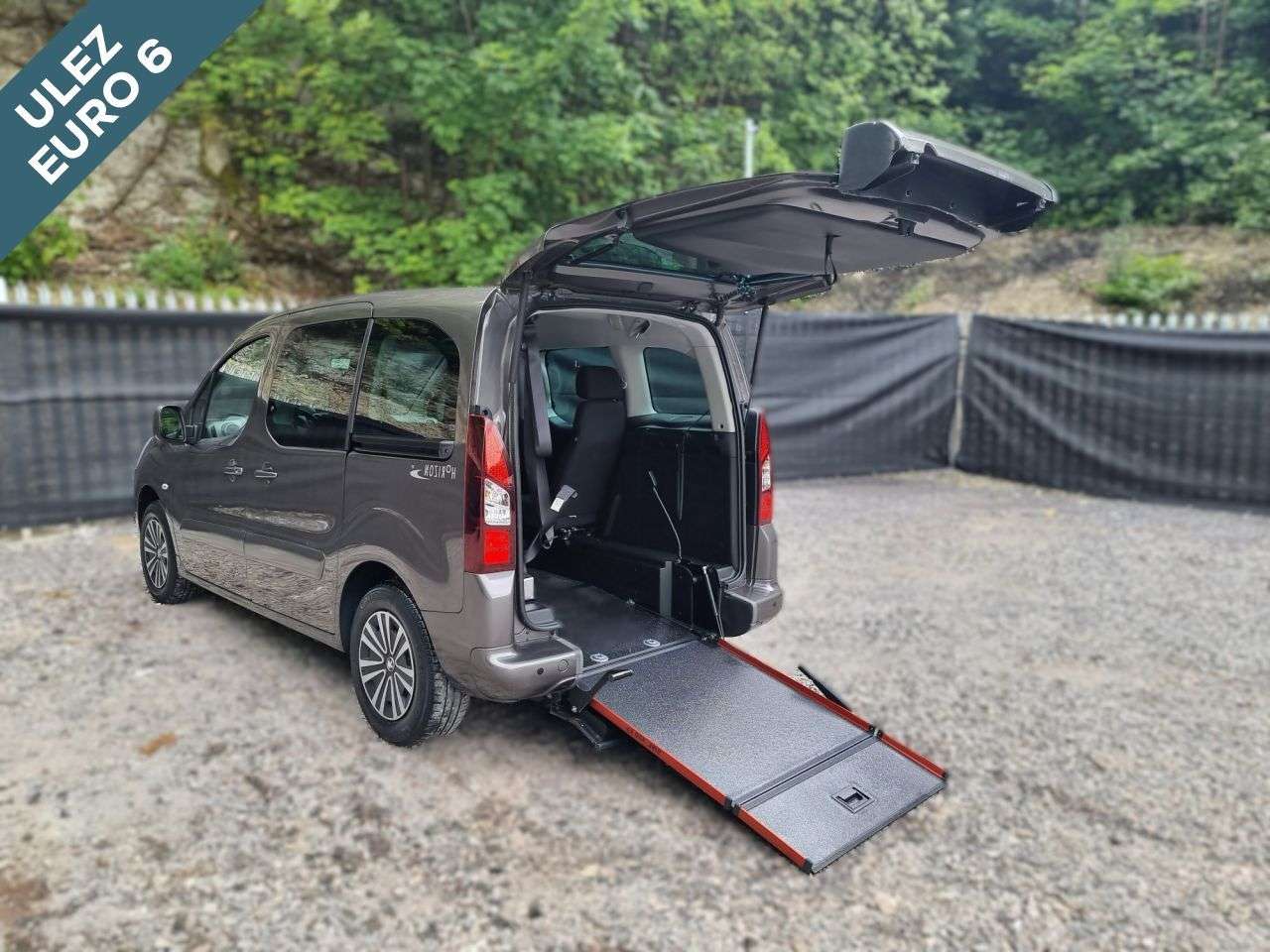 A 2017 PEUGEOT PARTNER TEPEE 3 Seat Wheelchair Accessible Disabled Access Ramp Car A 2017 PEUGEOT PARTNER TEPEE 3 Seat Wheelchair Accessible Disabled Access Ramp Car