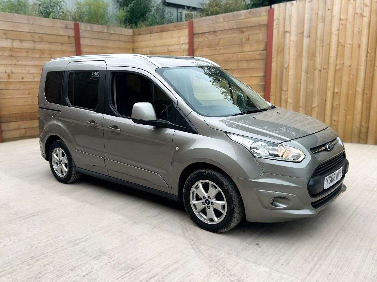 A 2018 FORD TOURNEO CONNECT Passenger Up Front Petrol 4 Seat Wheelchair Accessible Ramp Car A 2018 FORD TOURNEO CONNECT Passenger Up Front Petrol 4 Seat Wheelchair Accessible Ramp Car