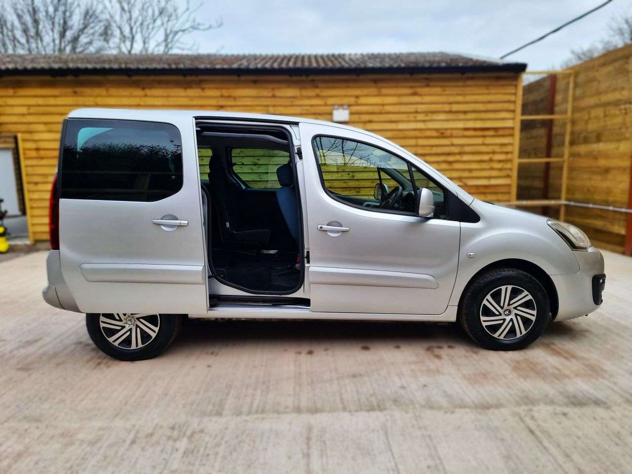 2017 CITROEN BERLINGO MULTISPACE 2017 CITROEN BERLINGO MULTISPACE
