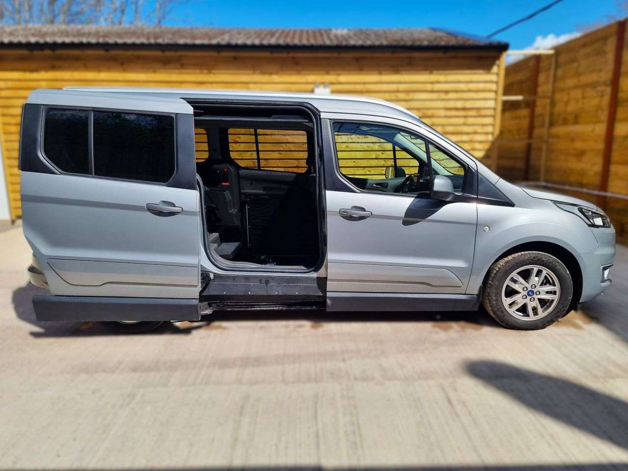 2021 FORD GRAND TOURNEO CONNECT 2021 FORD GRAND TOURNEO CONNECT