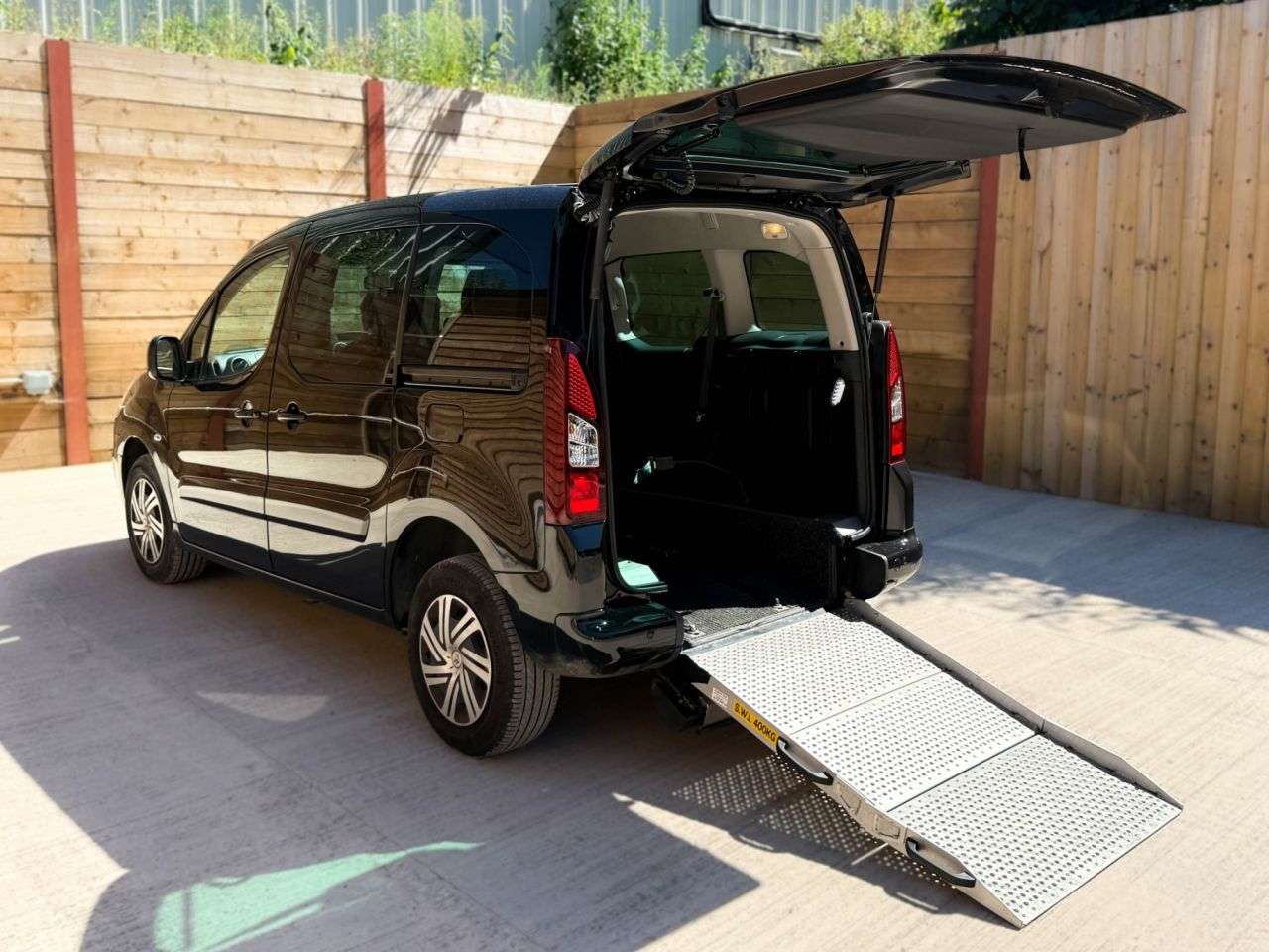 A 2018 CITROEN BERLINGO MULTISPACE 3 Seat Wheelchair Accessible Disabled Access Vehicle WAV A 2018 CITROEN BERLINGO MULTISPACE 3 Seat Wheelchair Accessible Disabled Access Vehicle WAV