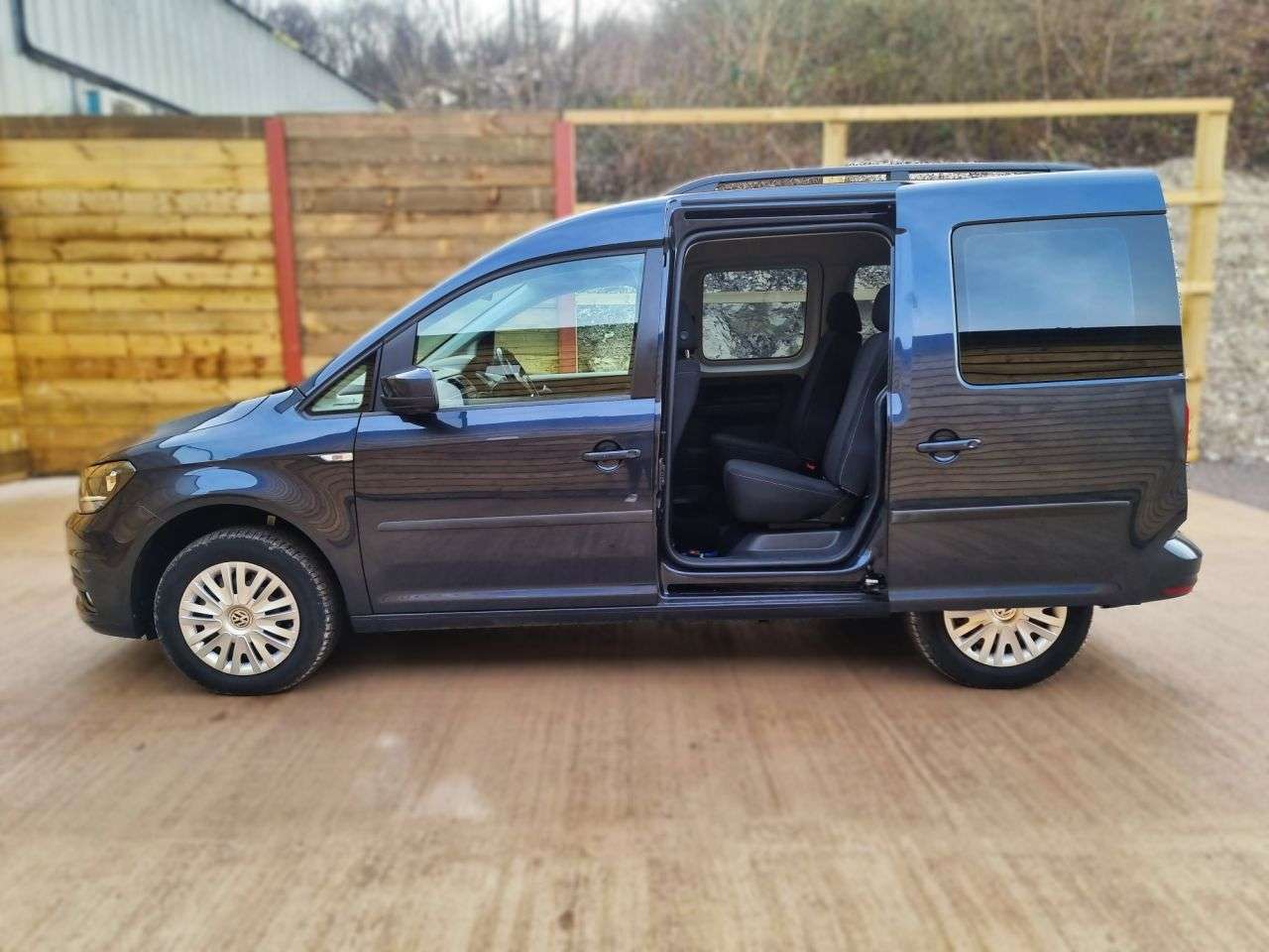 2018 VOLKSWAGEN CADDY LIFE 2018 VOLKSWAGEN CADDY LIFE