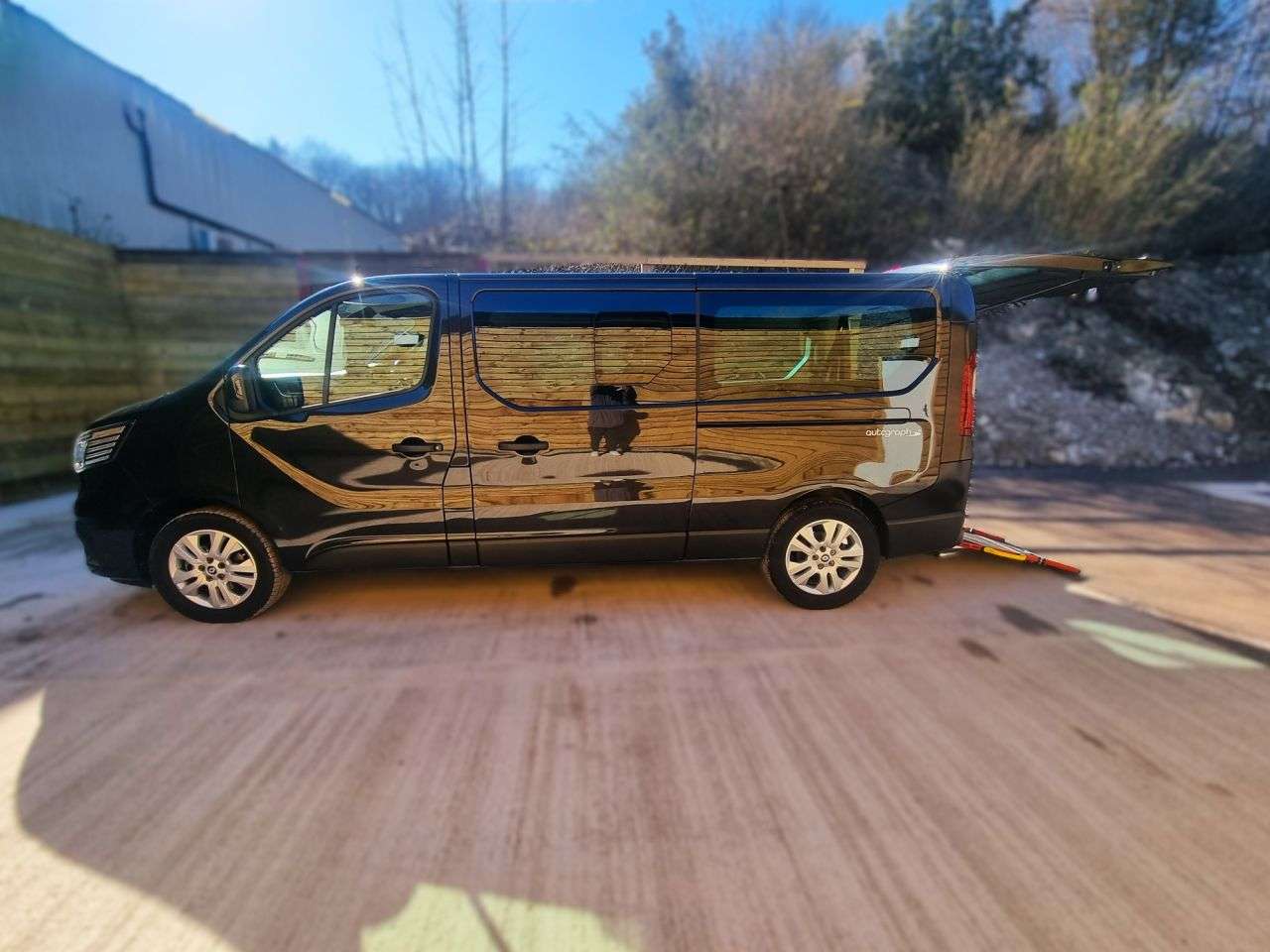 2024 RENAULT TRAFIC 2024 RENAULT TRAFIC