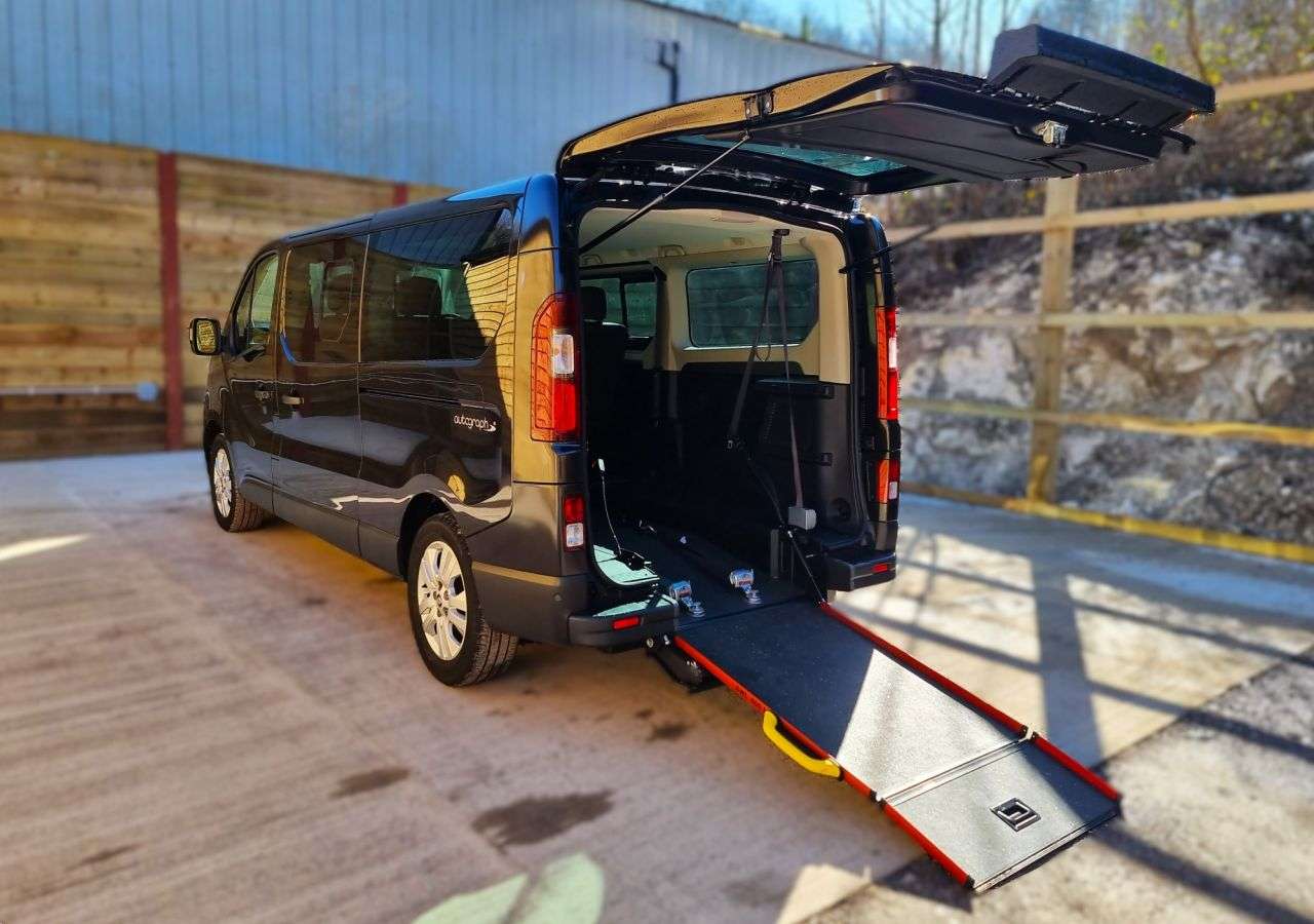A 2024 RENAULT TRAFIC L2 LWB 6 Seat Auto Wheelchair Accessible Disabled Access Vehicle WAV A 2024 RENAULT TRAFIC L2 LWB 6 Seat Auto Wheelchair Accessible Disabled Access Vehicle WAV