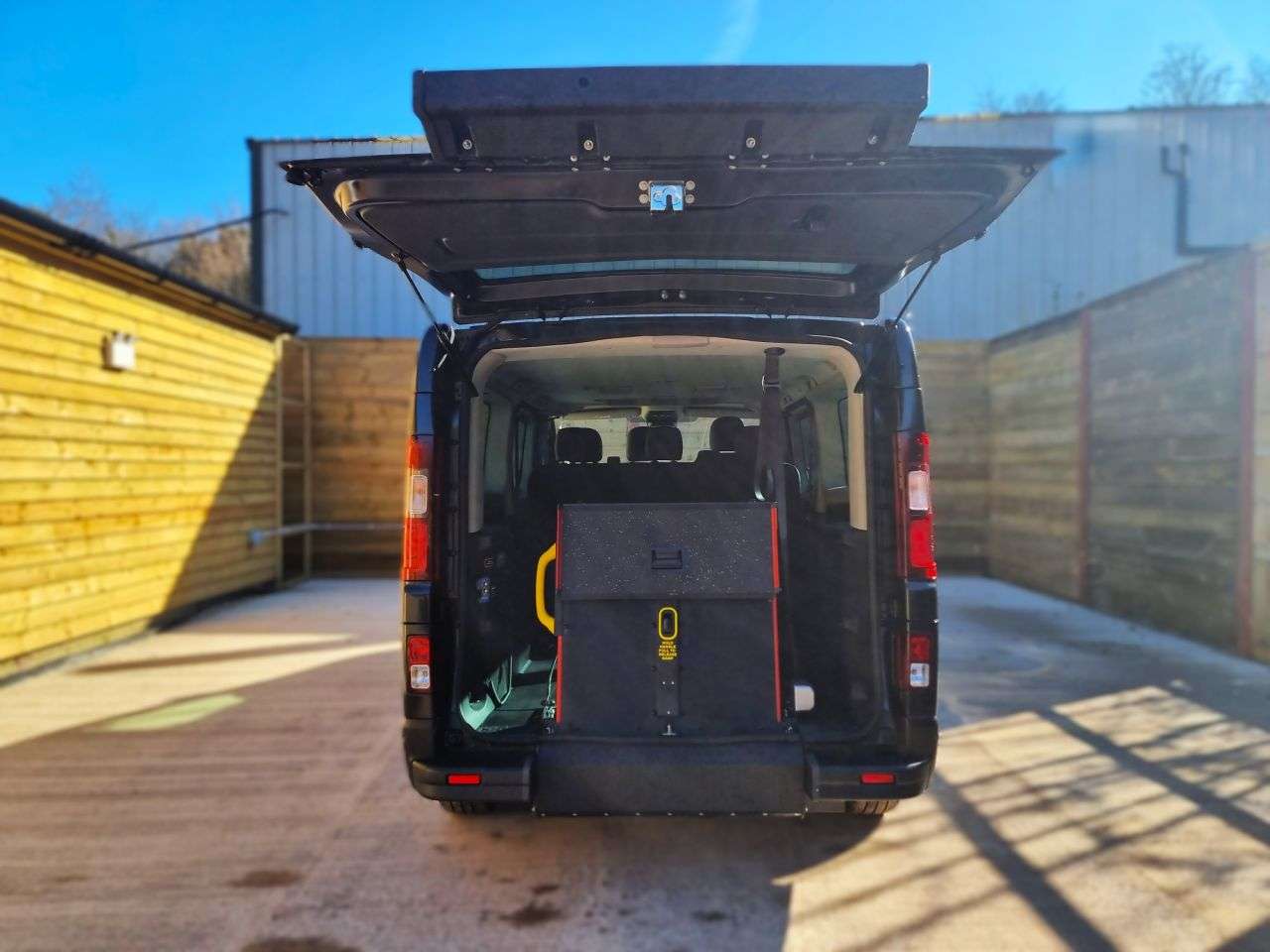2024 RENAULT TRAFIC 2024 RENAULT TRAFIC