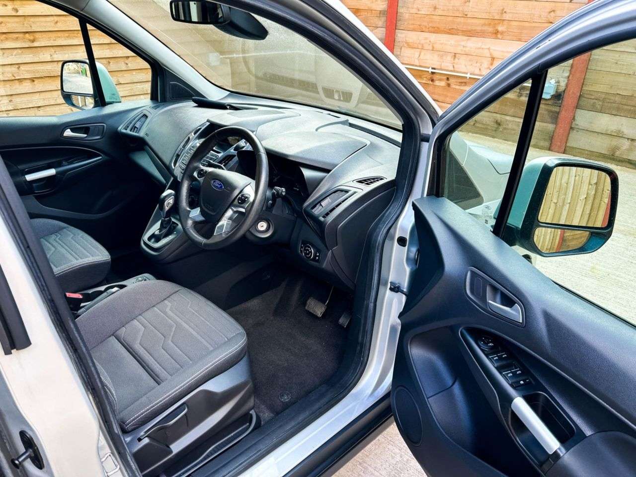 2017 FORD TOURNEO CONNECT 2017 FORD TOURNEO CONNECT