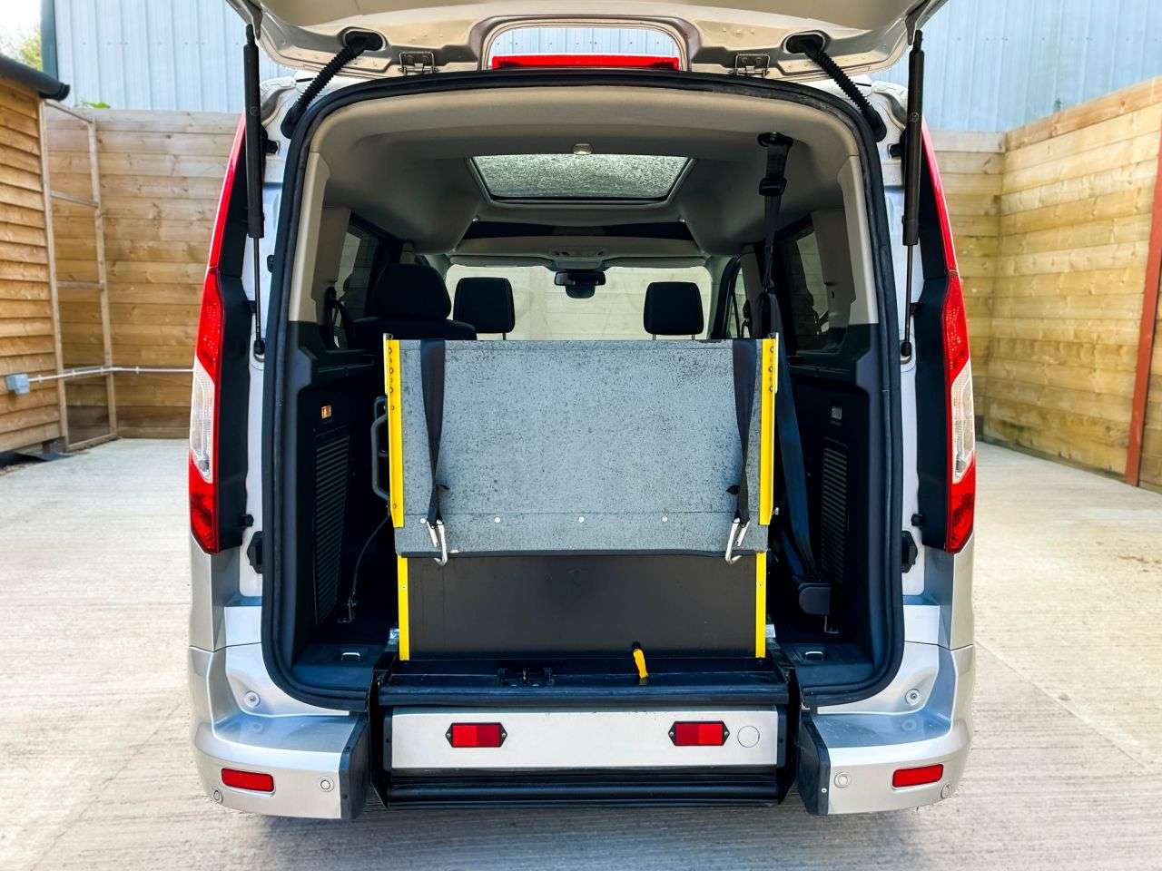 2017 FORD TOURNEO CONNECT 2017 FORD TOURNEO CONNECT