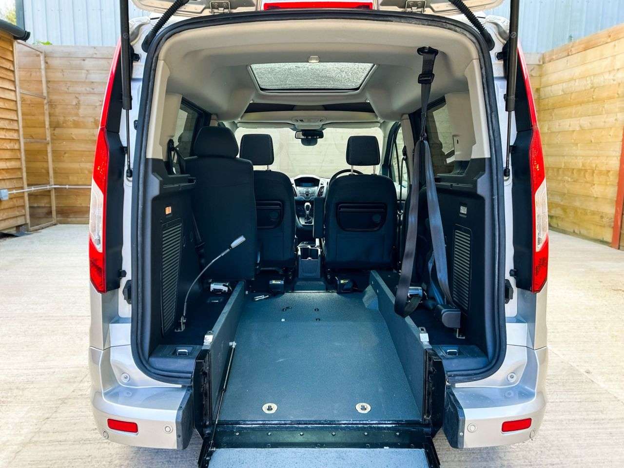 2017 FORD TOURNEO CONNECT 2017 FORD TOURNEO CONNECT
