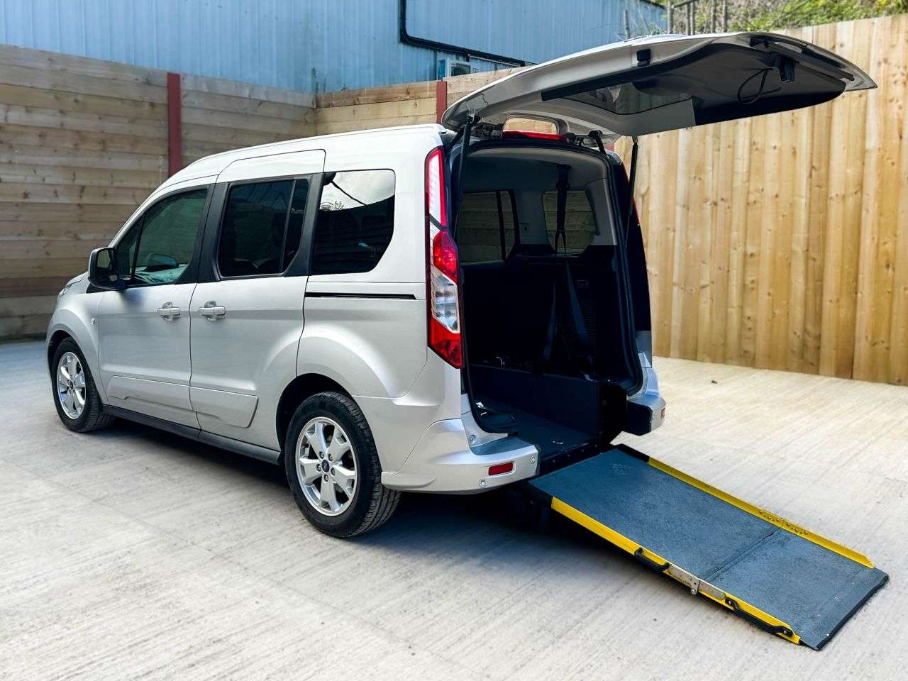 A 2017 FORD TOURNEO CONNECT 3 Seat Auto Wheelchair Accessible Disabled Access Vehicle WAV A 2017 FORD TOURNEO CONNECT 3 Seat Auto Wheelchair Accessible Disabled Access Vehicle WAV