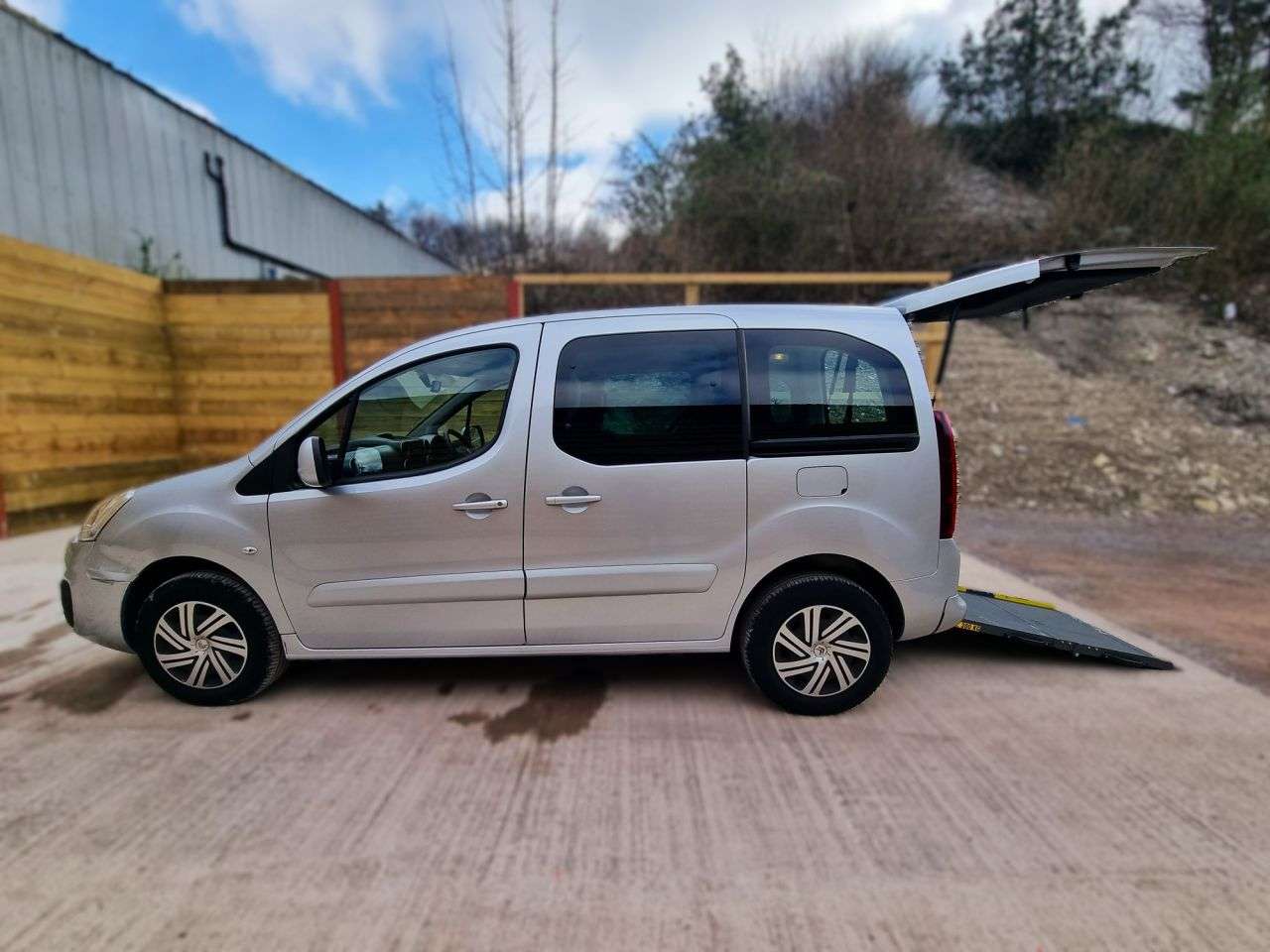 2017 CITROEN BERLINGO MULTISPACE 2017 CITROEN BERLINGO MULTISPACE