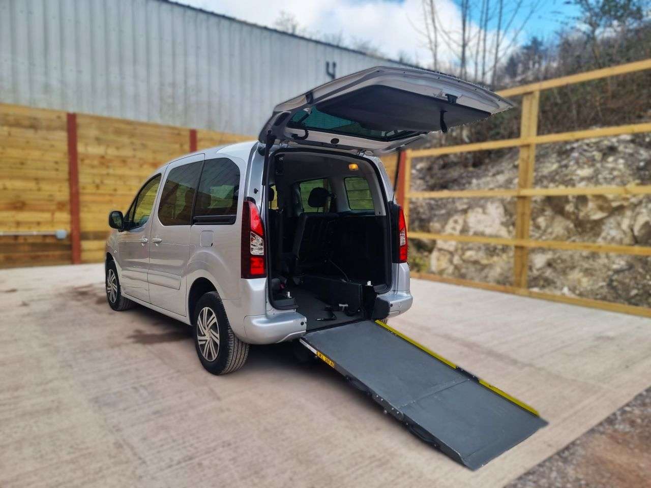 A 2017 CITROEN BERLINGO MULTISPACE 3 Seat Auto Wheelchair Accessible Disabled Access Vehicle WAV A 2017 CITROEN BERLINGO MULTISPACE 3 Seat Auto Wheelchair Accessible Disabled Access Vehicle WAV