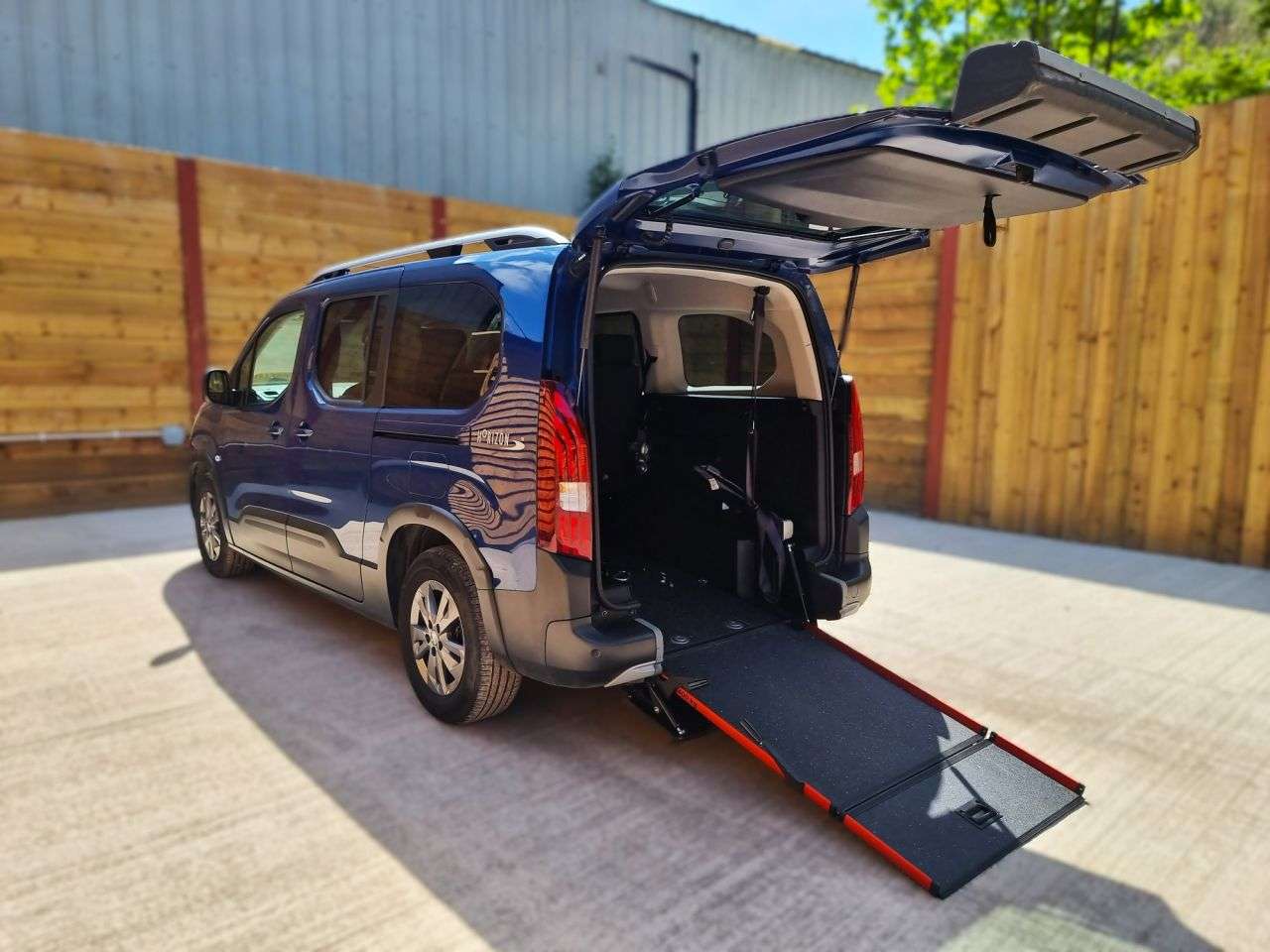 A 2022 PEUGEOT RIFTER L2 LWB 4 Seat Petrol Auto Wheelchair Accessible Disabled Access Vehicle WAV A 2022 PEUGEOT RIFTER L2 LWB 4 Seat Petrol Auto Wheelchair Accessible Disabled Access Vehicle WAV