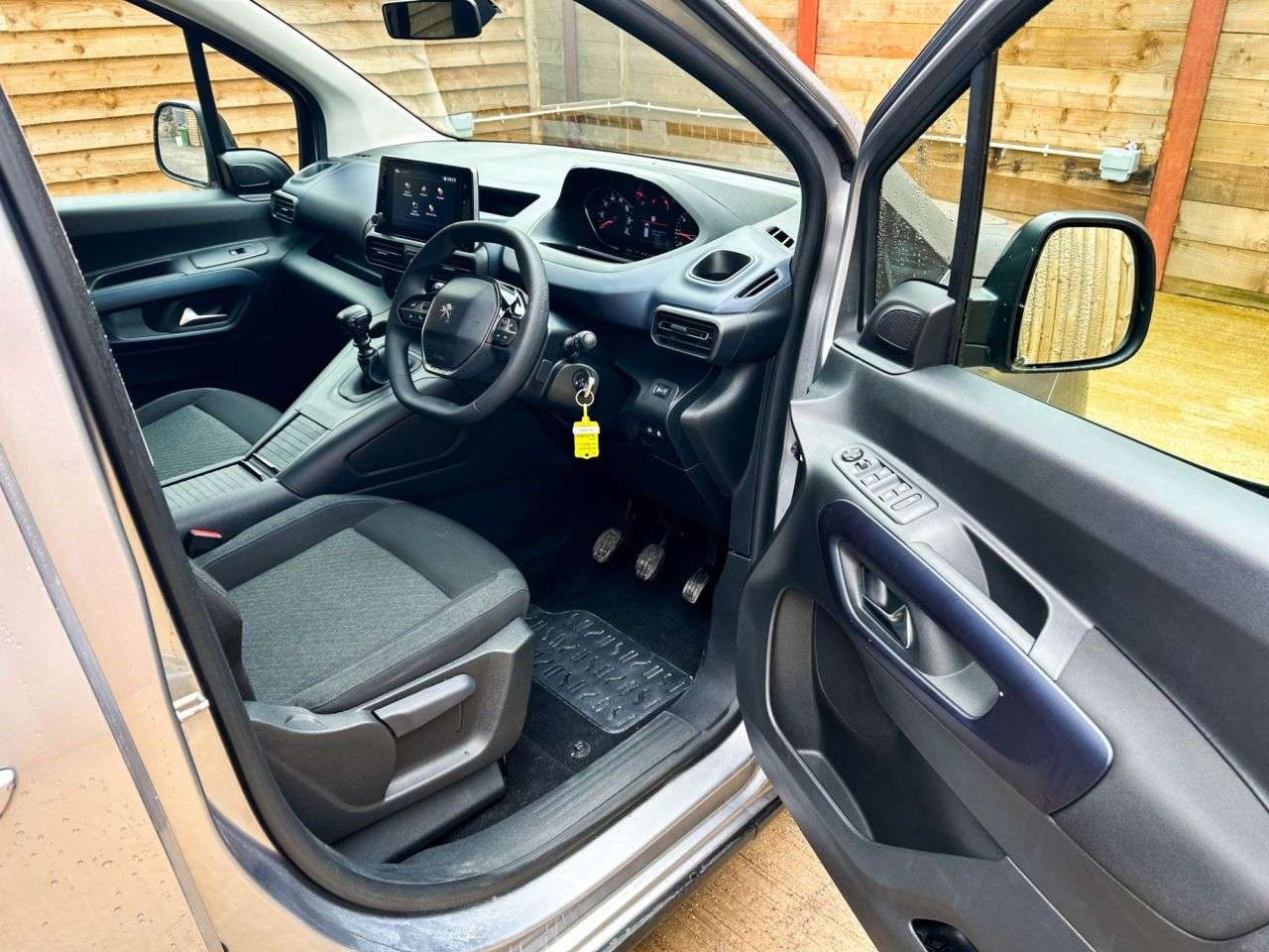 2023 PEUGEOT RIFTER 2023 PEUGEOT RIFTER