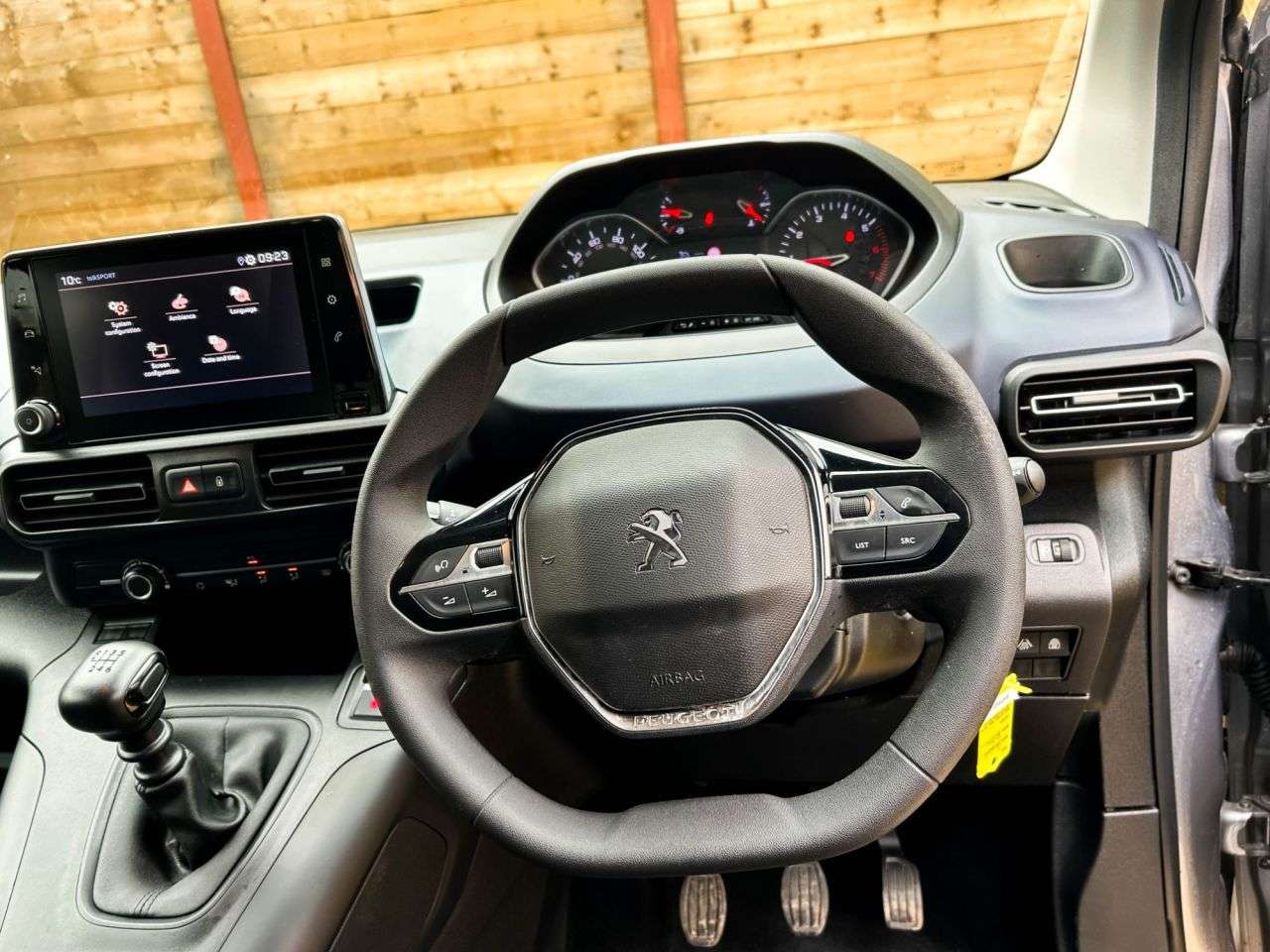 A 2023 PEUGEOT RIFTER 3 Seat Wheelchair Accessible Disabled Access Vehicle WAV A 2023 PEUGEOT RIFTER 3 Seat Wheelchair Accessible Disabled Access Vehicle WAV