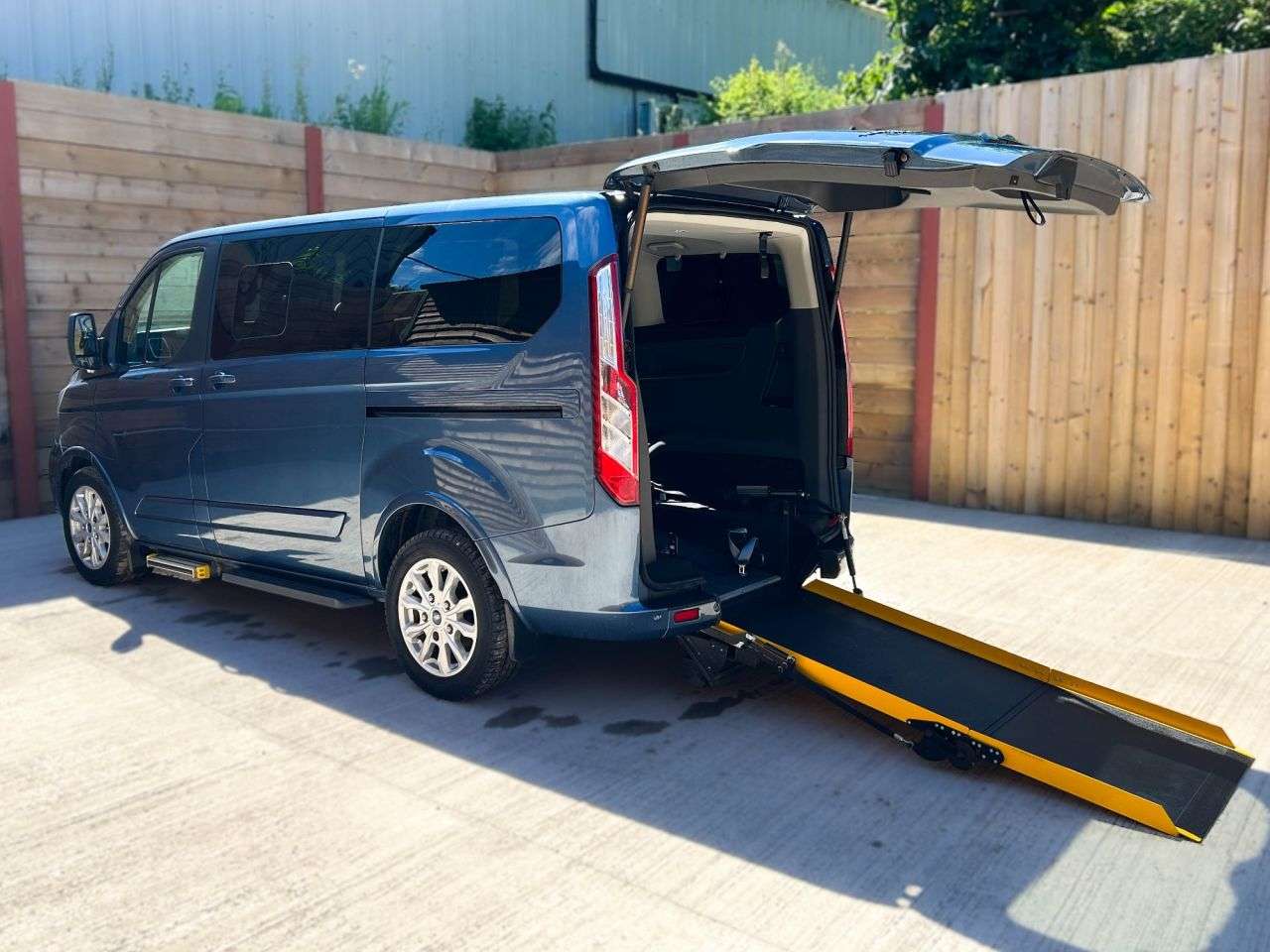 A 2021 FORD TOURNEO CUSTOM Drive From 3 Seat Auto Wheechair Accessible Disabled Access Vehicle WAV A 2021 FORD TOURNEO CUSTOM Drive From 3 Seat Auto Wheechair Accessible Disabled Access Vehicle WAV
