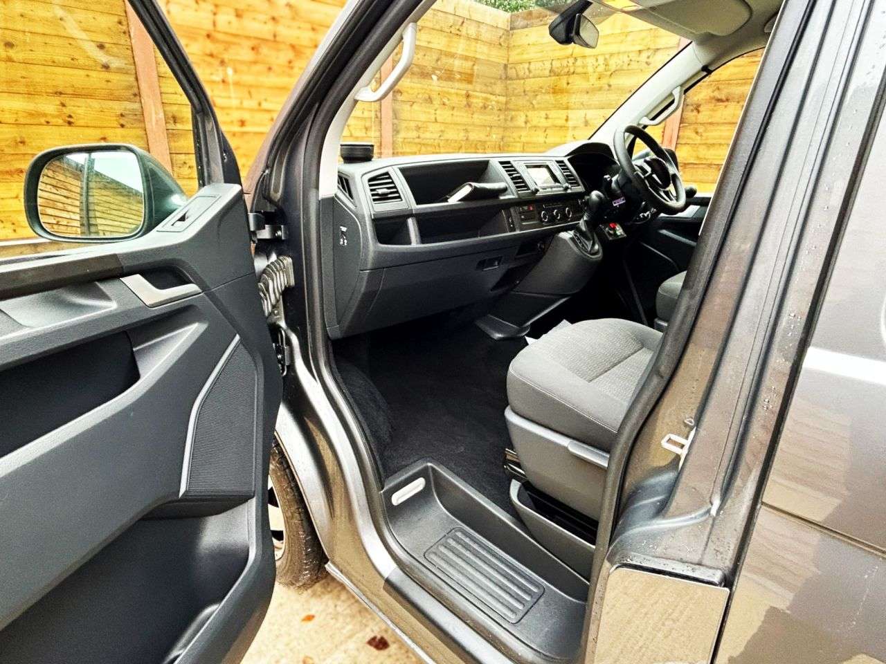 2018 VOLKSWAGEN TRANSPORTER 2018 VOLKSWAGEN TRANSPORTER