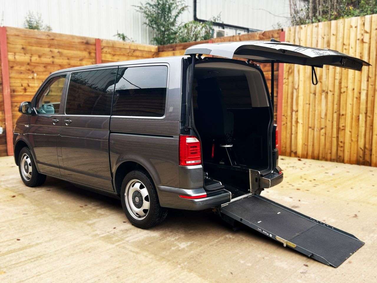 2018 VOLKSWAGEN TRANSPORTER 2018 VOLKSWAGEN TRANSPORTER